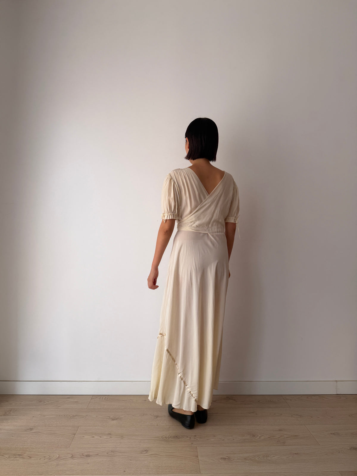 1930s Bridal Ivory Embroidered Gown, Pure Silk Wedding Dress In Puff Sleeve, Wrap Back, Tie Waist
