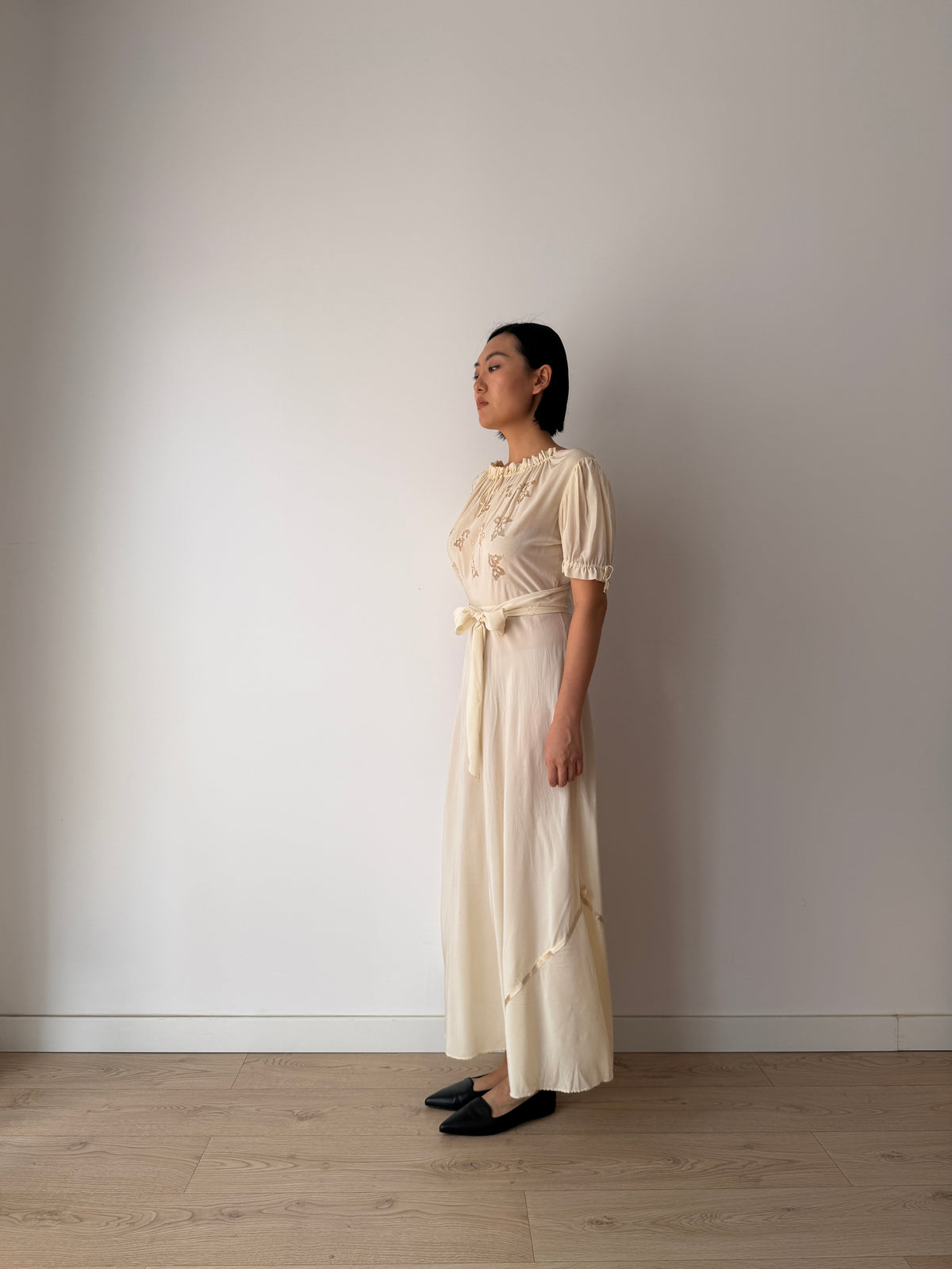 1930s Bridal Ivory Embroidered Gown, Pure Silk Wedding Dress In Puff Sleeve, Wrap Back, Tie Waist