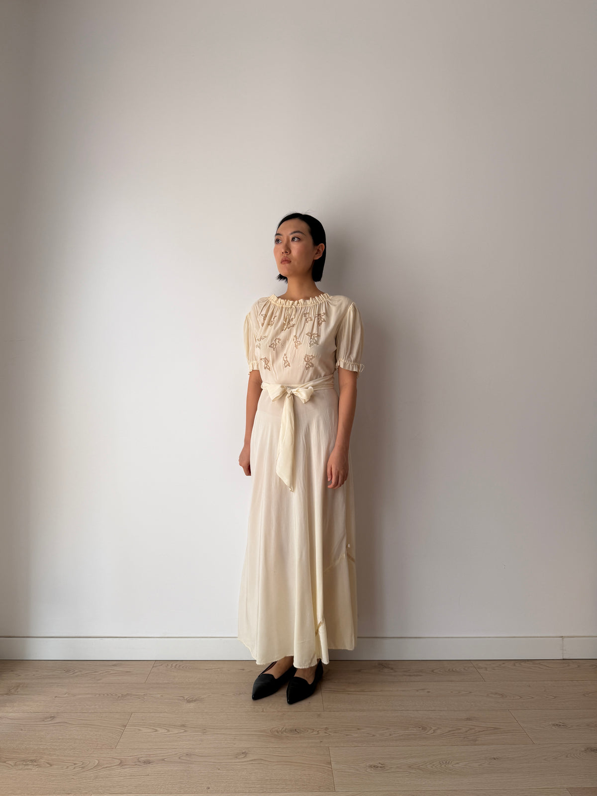 1930s Bridal Ivory Embroidered Gown, Pure Silk Wedding Dress In Puff Sleeve, Wrap Back, Tie Waist