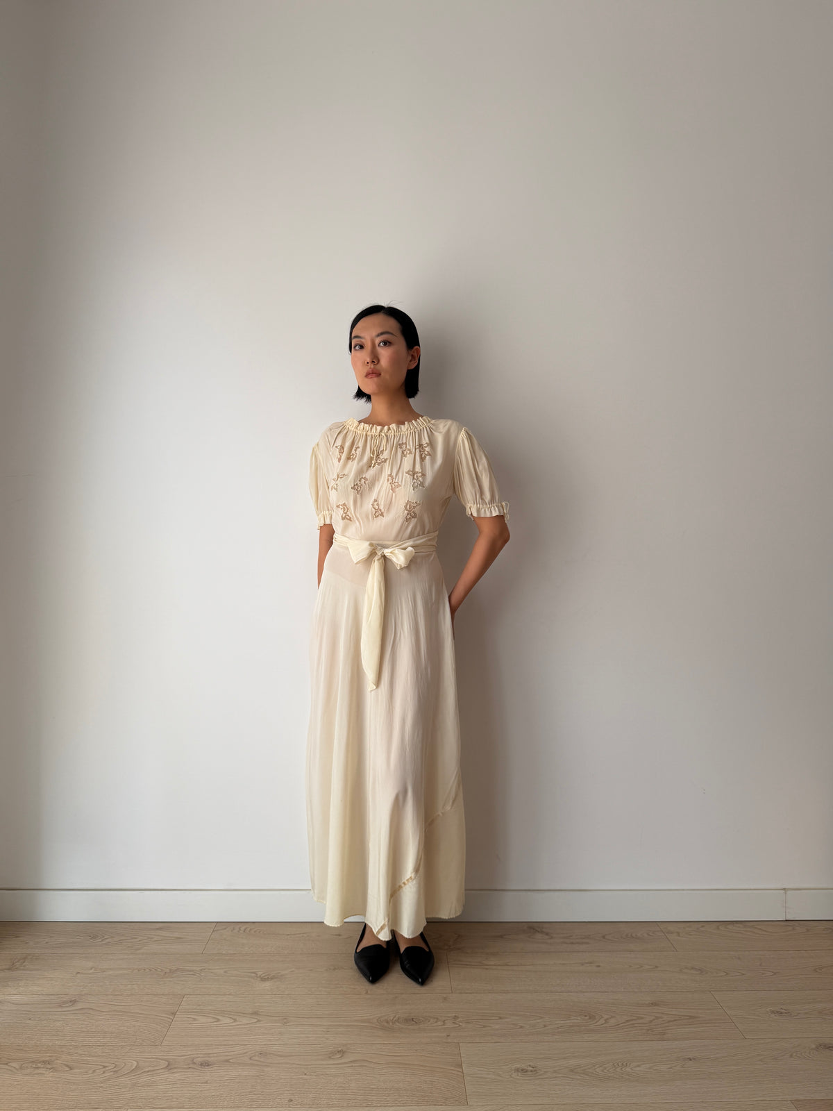 1930s Bridal Ivory Embroidered Gown, Pure Silk Wedding Dress In Puff Sleeve, Wrap Back, Tie Waist
