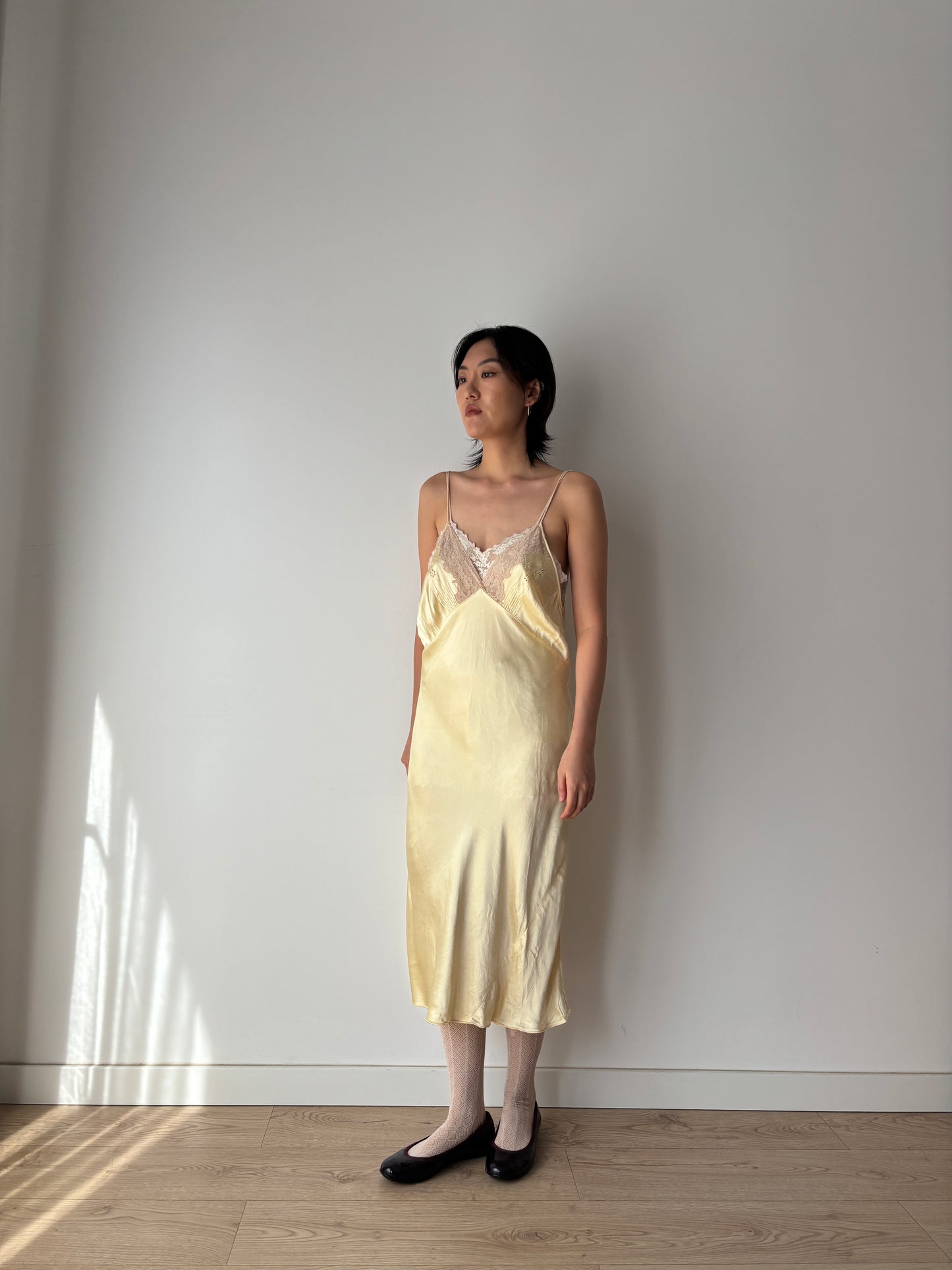 1930s–1940s Antique Yellow Silk Slip Dress – Liquid Silk Mini with Lace