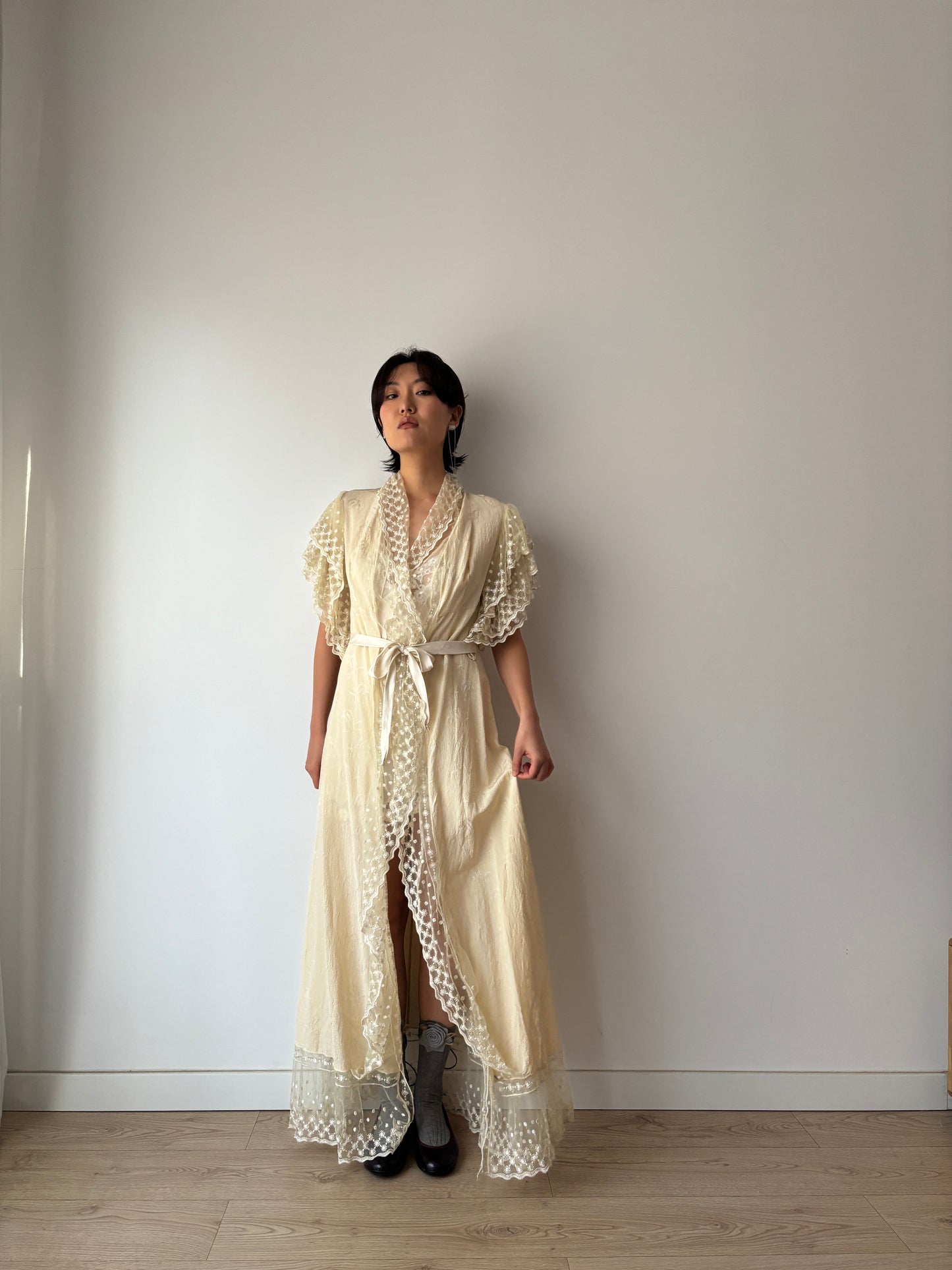 Vintage 1940s Silk Printed Lace Peignoir Robe, Ruffled Antique Dressing Gown