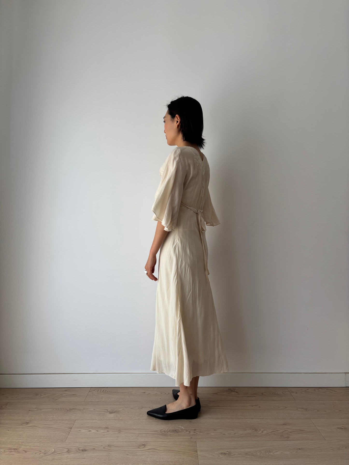 Rare 1930s cape pure silk gown