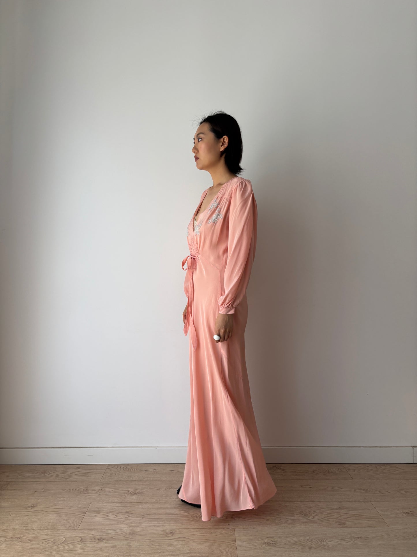 1940s pure silk pink bow ribbon embroidery gown