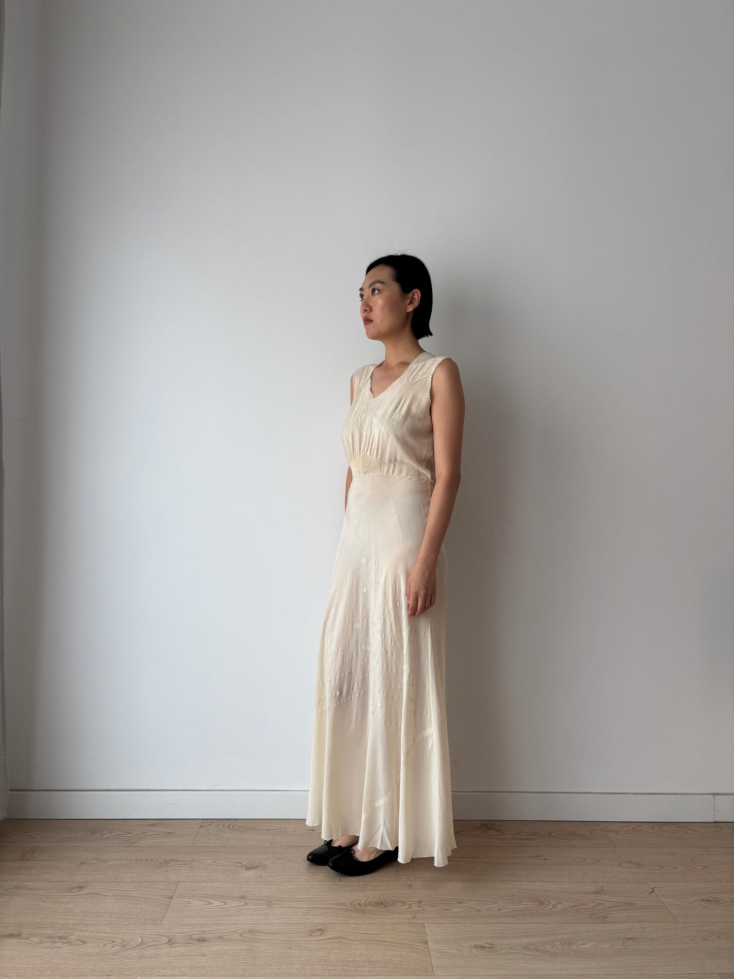 1930s Ivory Silk Chiffon Lace Floral Embroidery Bias Cut Bridal Gown