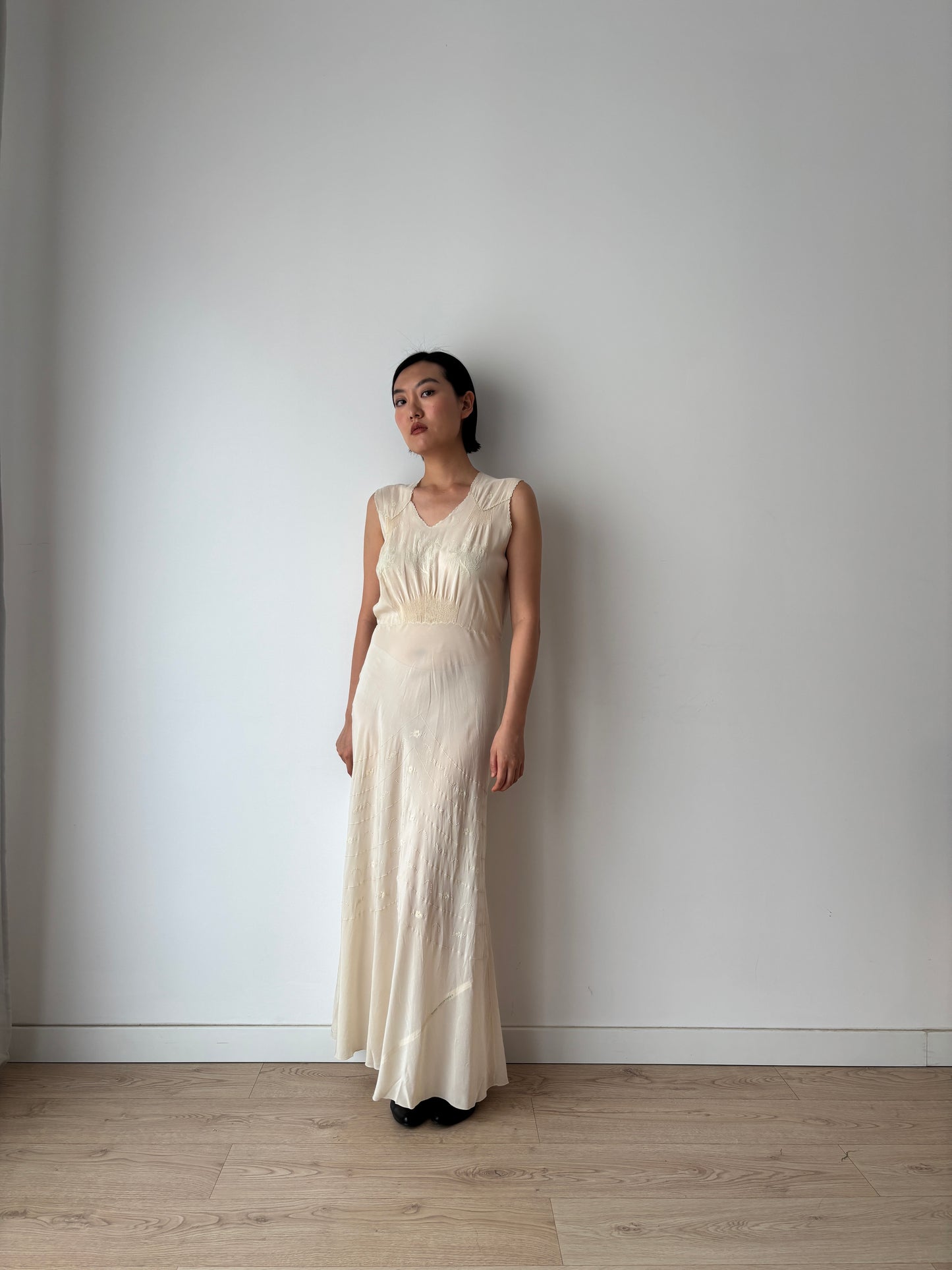1930s Ivory Silk Chiffon Lace Floral Embroidery Bias Cut Bridal Gown