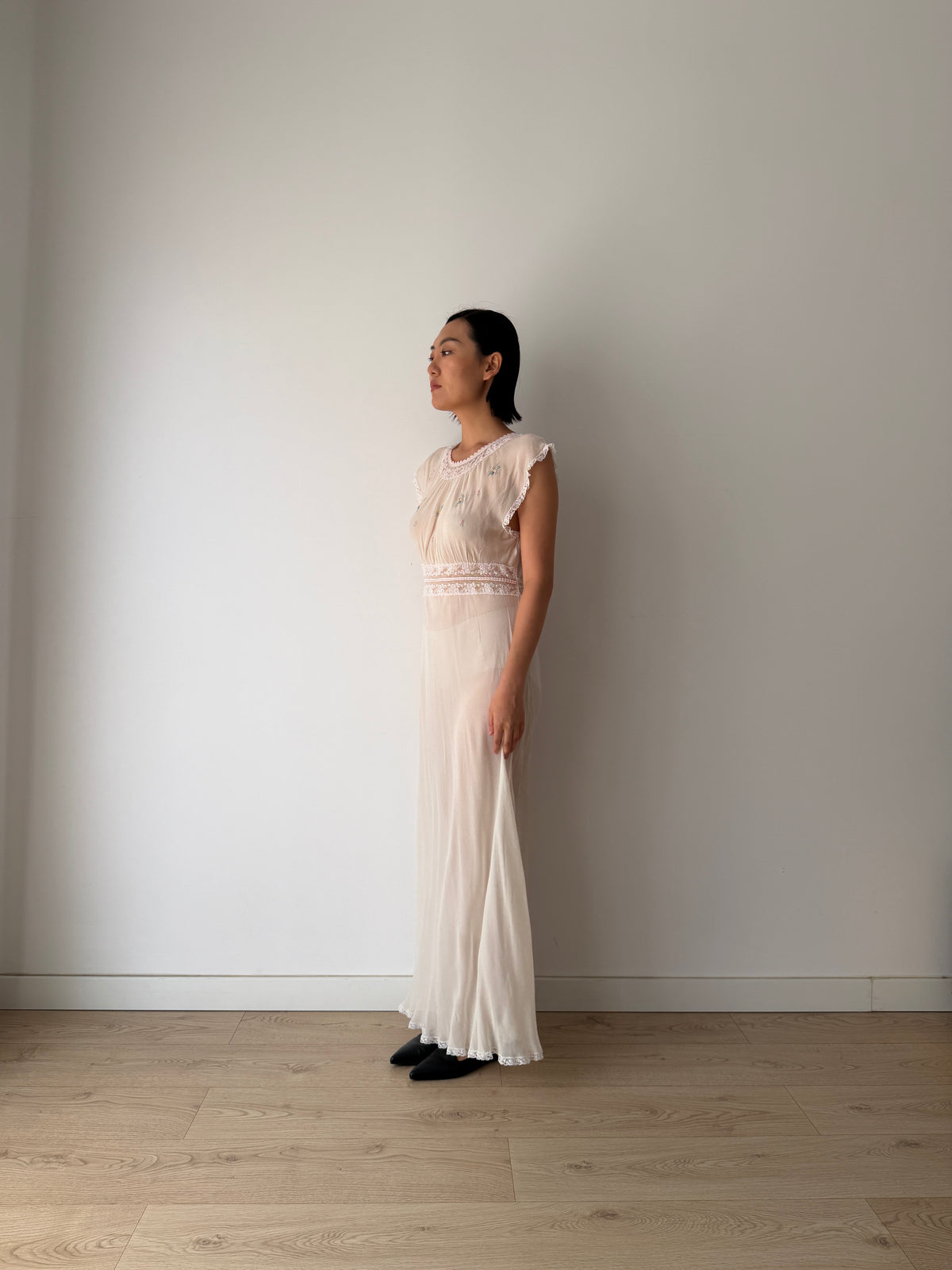 1940s Bridal Sheer Pure Silk Dress, Ivory Lace & Floral Embroidery Gown