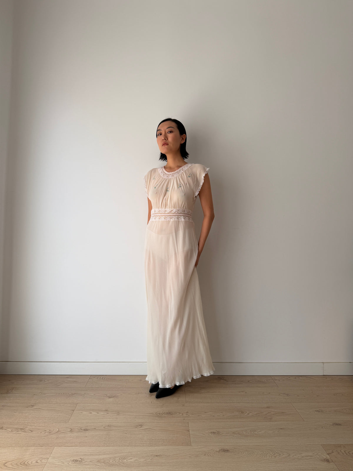 1940s Bridal Sheer Pure Silk Dress, Ivory Lace & Floral Embroidery Gown
