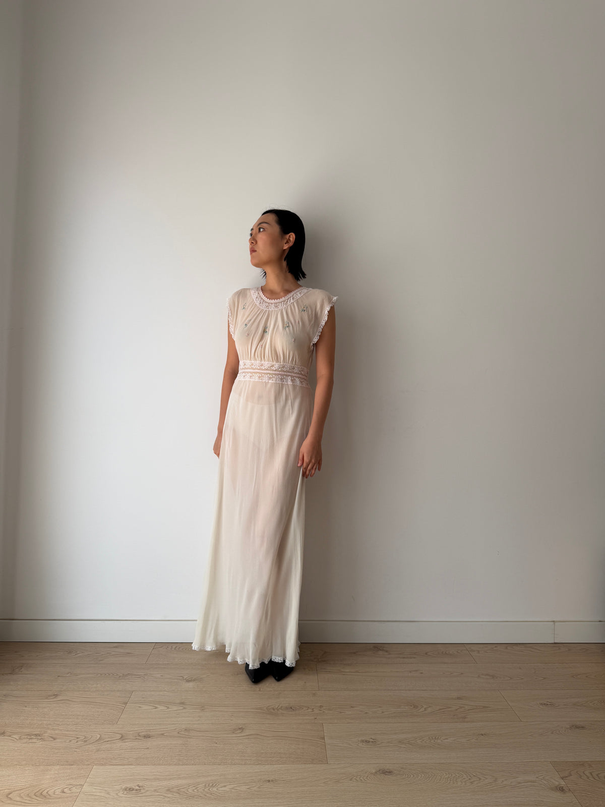 1940s Bridal Sheer Pure Silk Dress, Ivory Lace & Floral Embroidery Gown