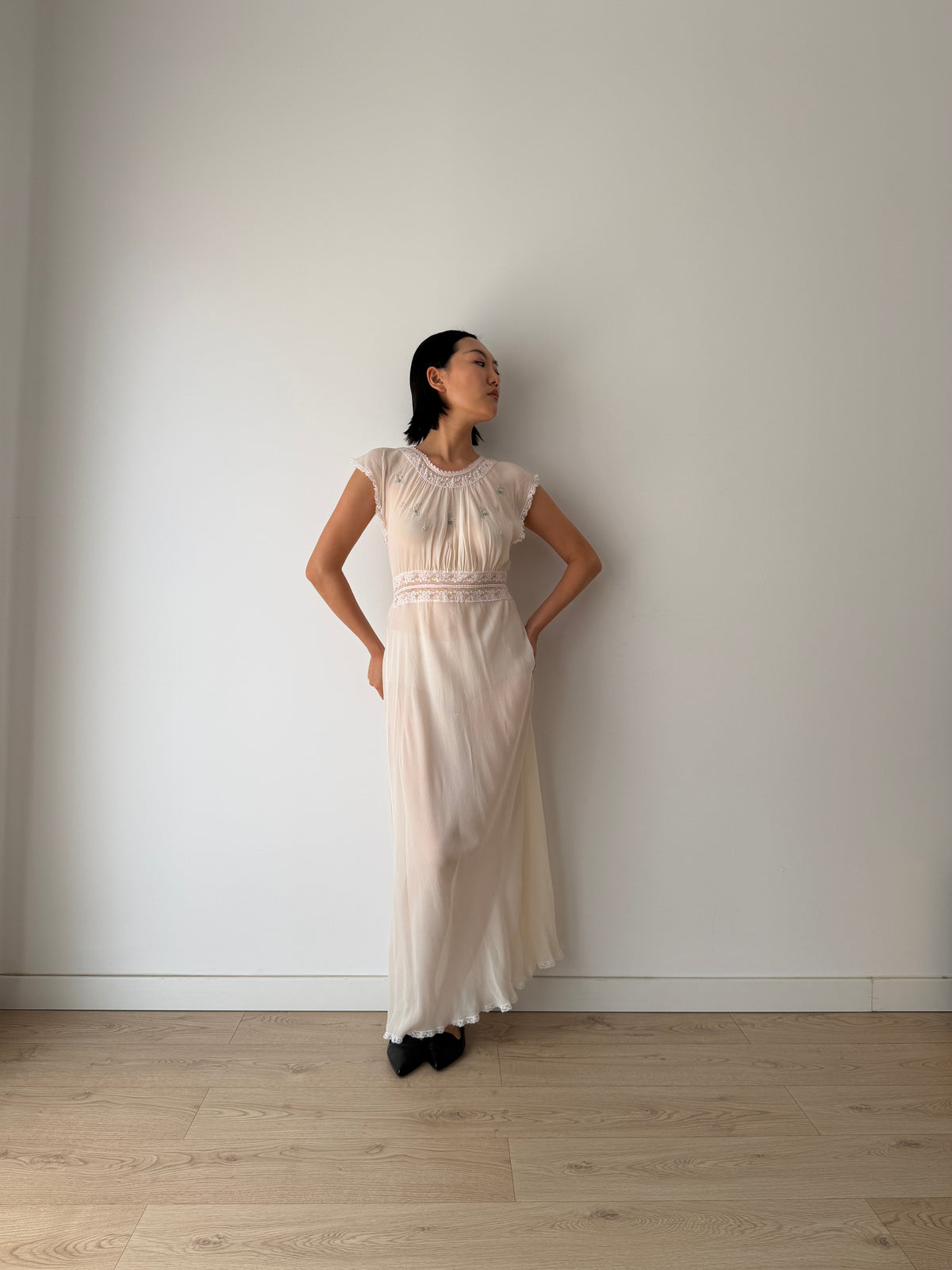 1940s Bridal Sheer Pure Silk Dress, Ivory Lace & Floral Embroidery Gown