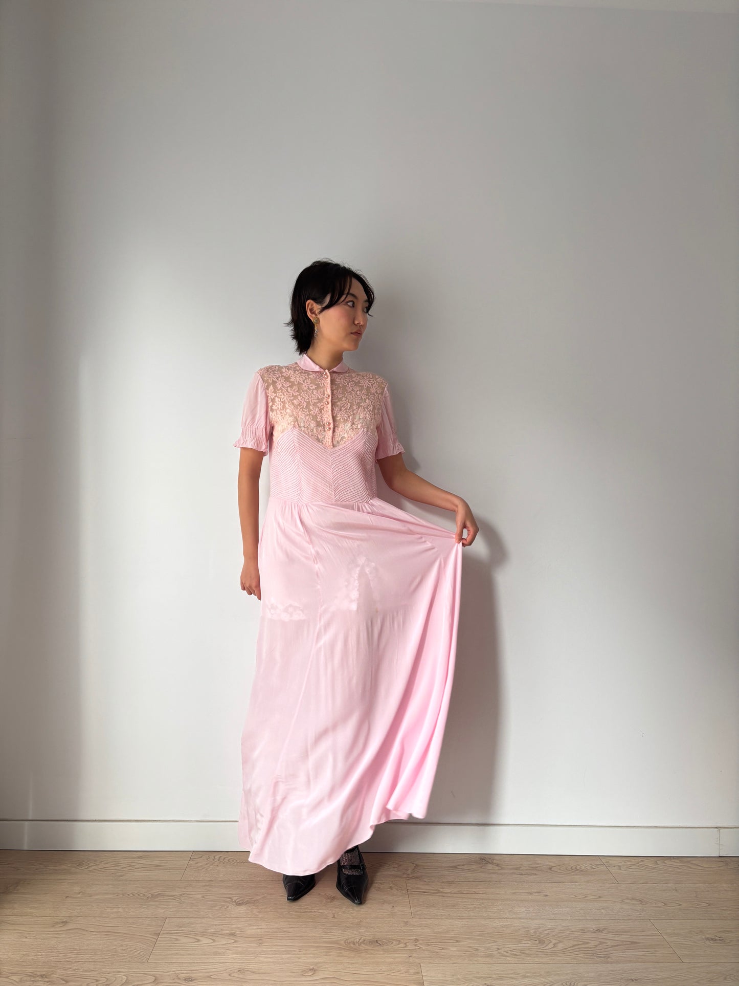 1940s Pin Tuck Maxi Dress in Lilac: Floral Lace on Silk Crepe