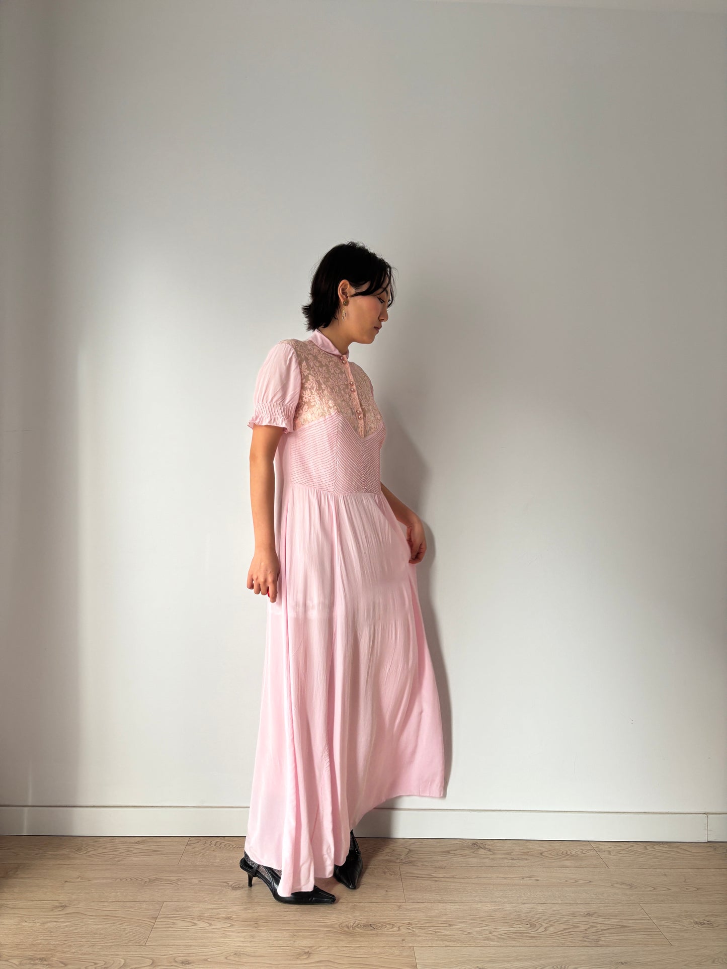 1940s Pin Tuck Maxi Dress in Lilac: Floral Lace on Silk Crepe