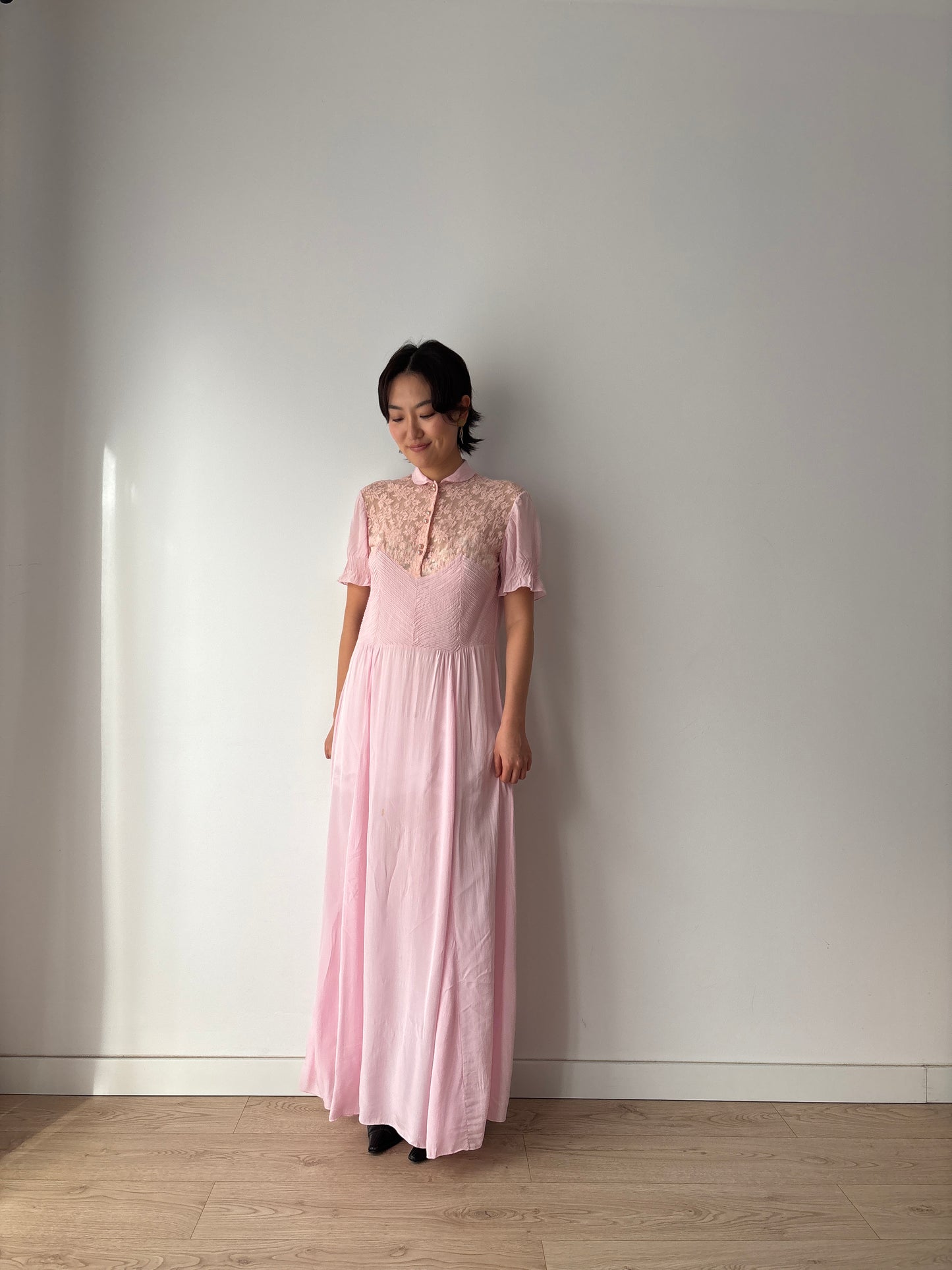 1940s Pin Tuck Maxi Dress in Lilac: Floral Lace on Silk Crepe