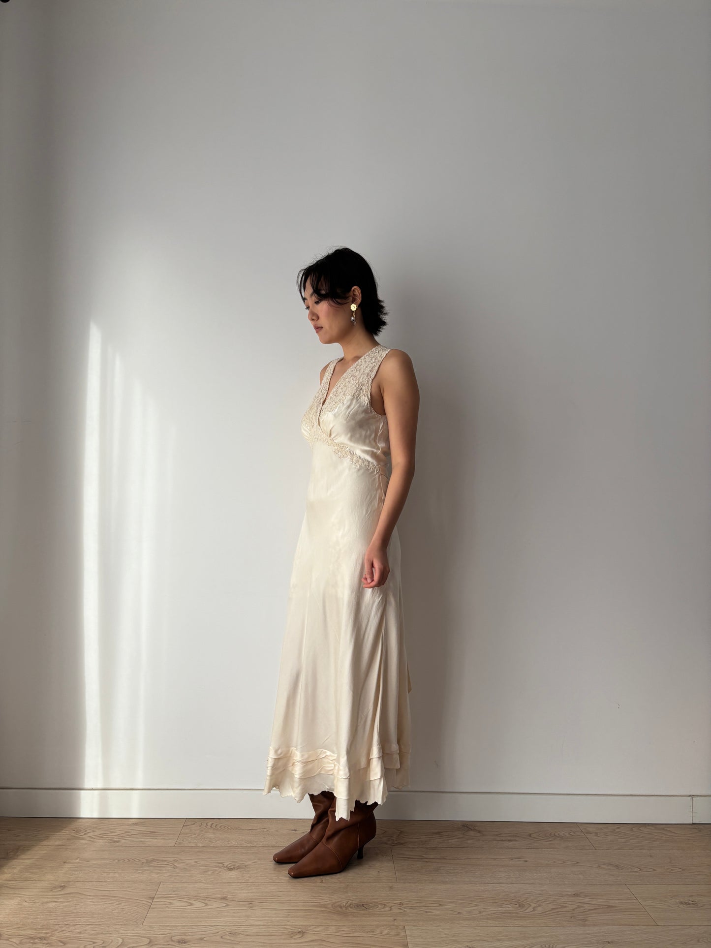 1930s Vintage Silk Lace Bridal Romantic Lace Dress