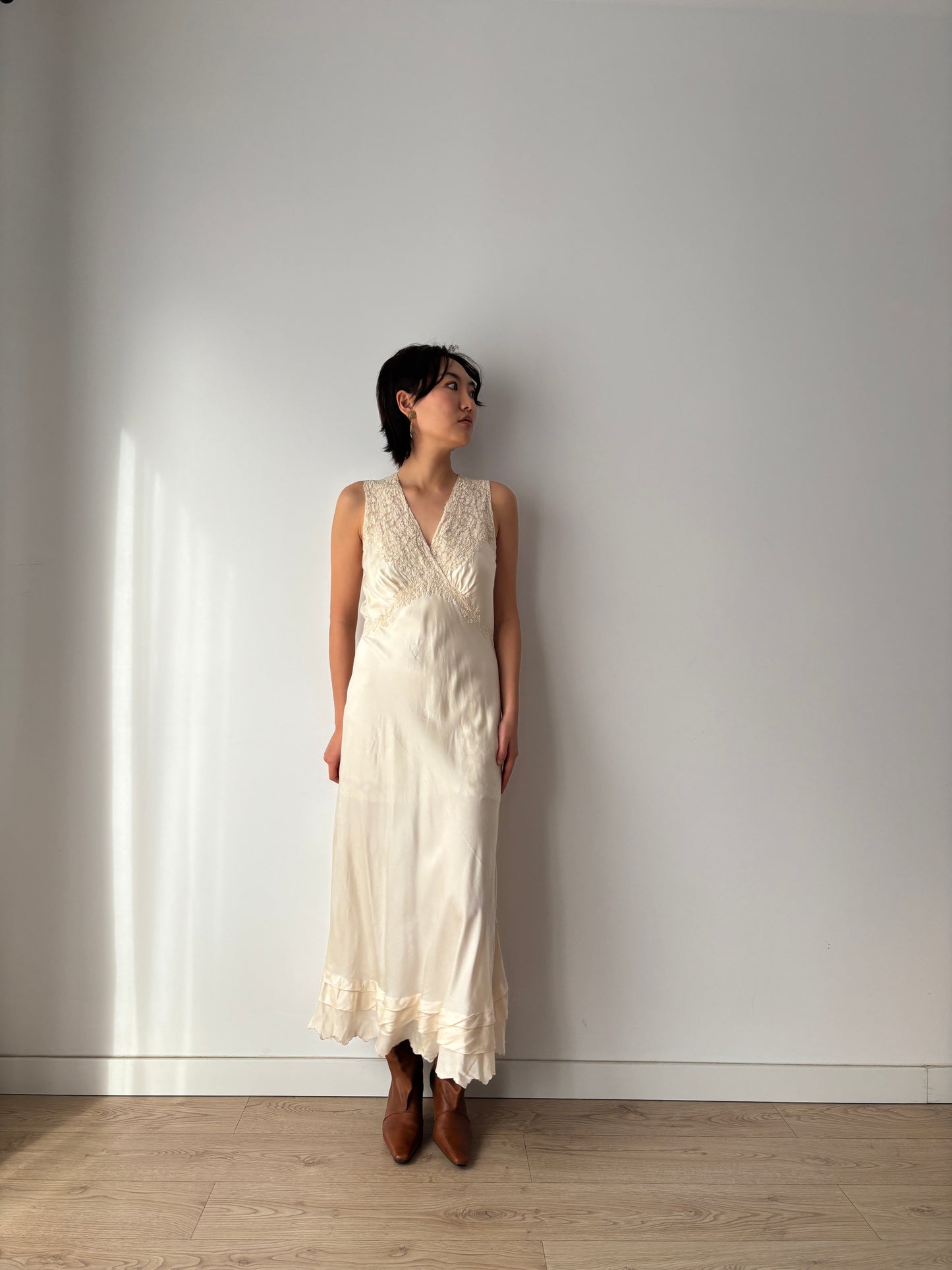 1930s Vintage Silk Lace Bridal Romantic Lace Dress