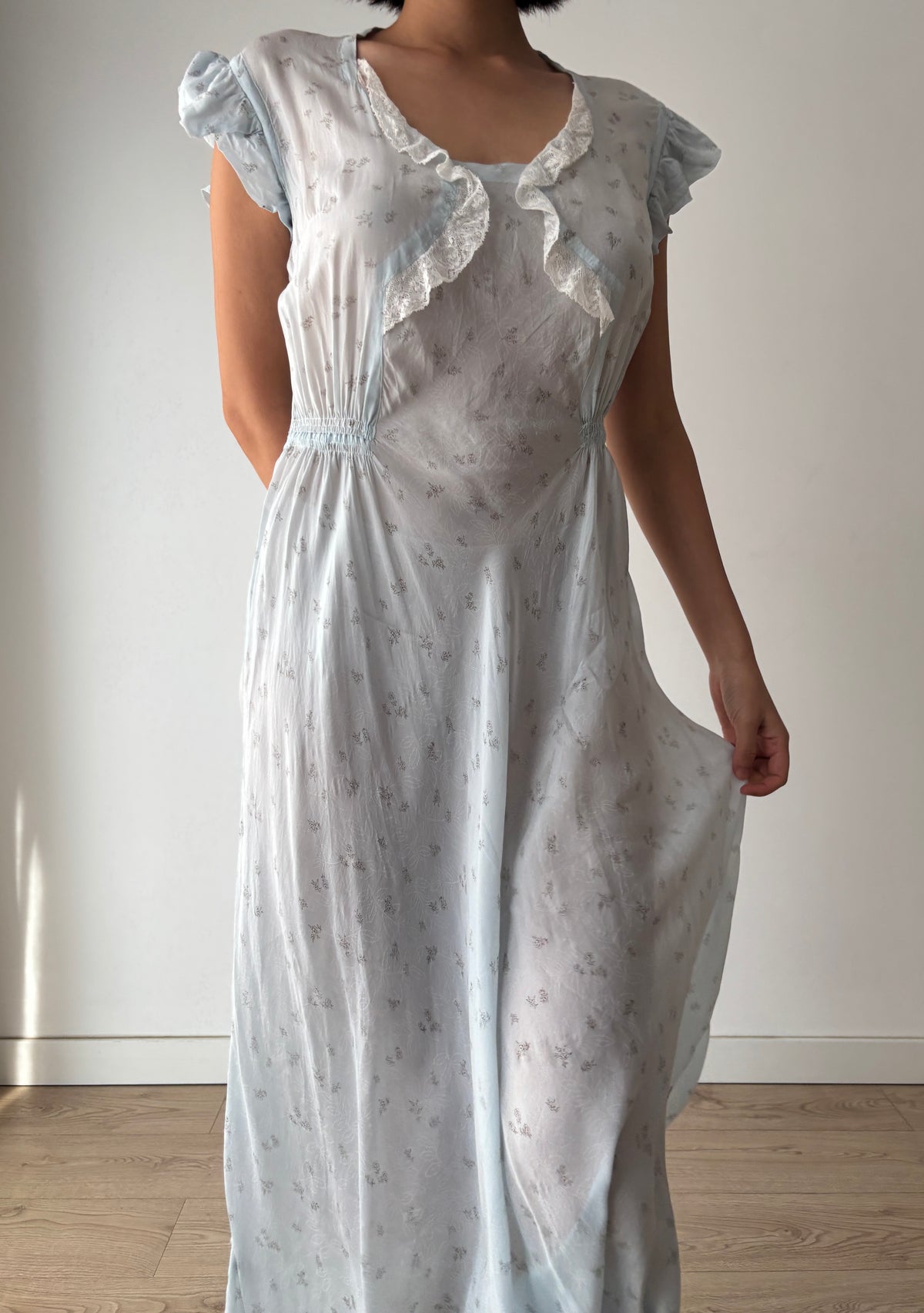 1940s Pale Blue Floral Nightgown, Ruffle Sleeves, Lace Trim and Gathered Waist, Vintage Maxi Dress