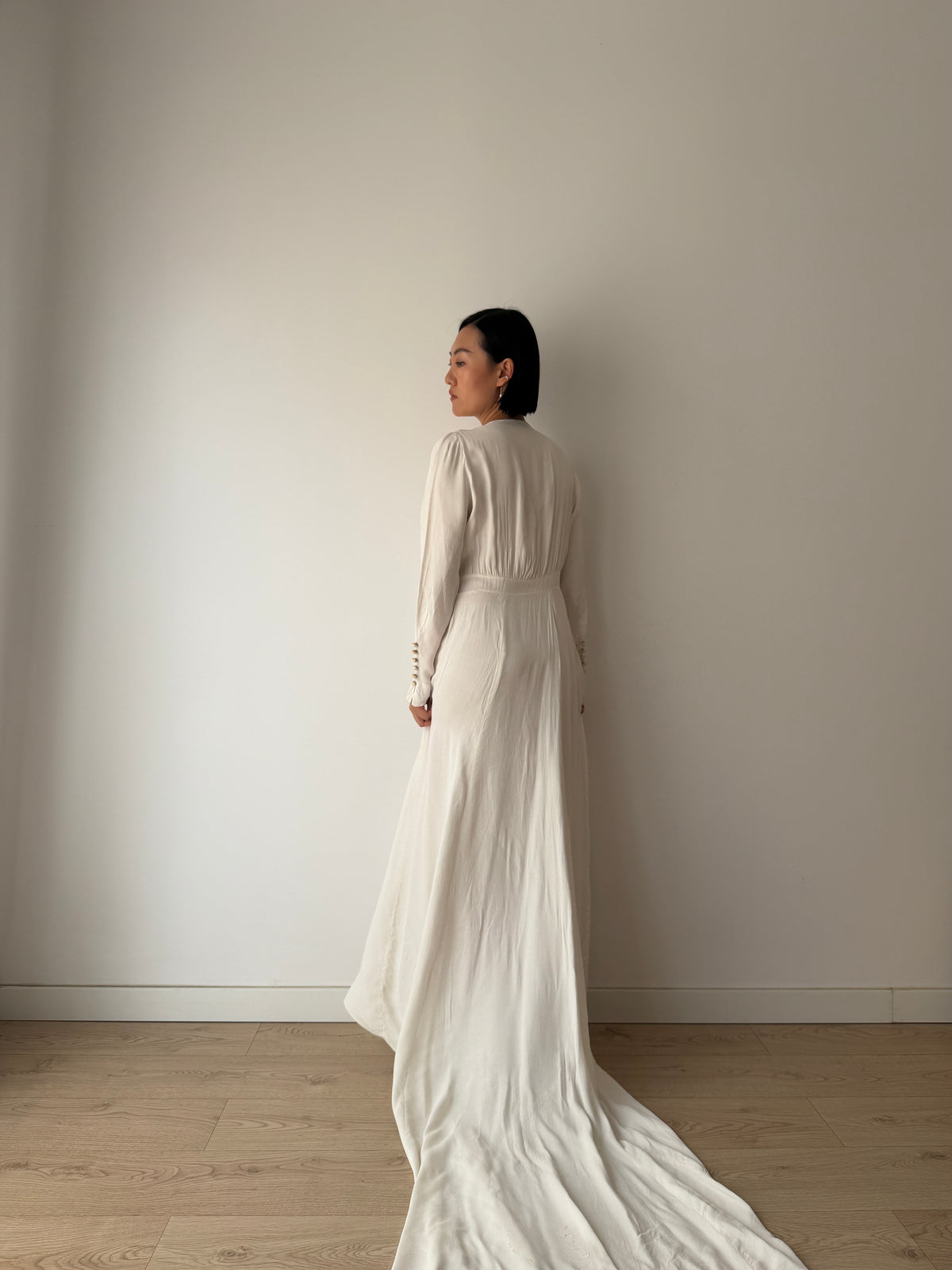 1940s Pure Silk Bridal Gown | White Beaded Embroidered Long Sleeve Wedding Dress with Train