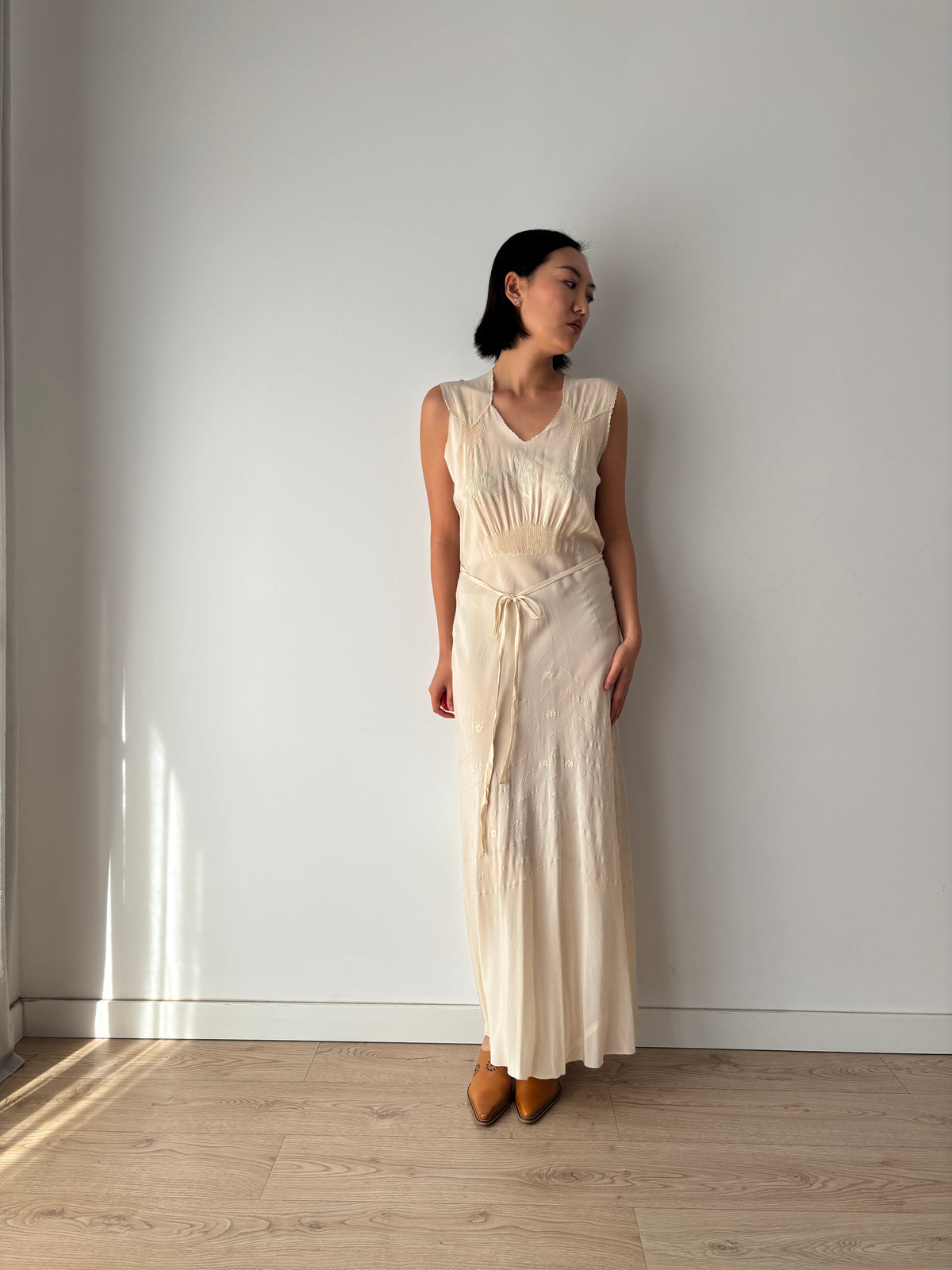 1930s Ivory Silk Chiffon Lace Floral Embroidery Bias Cut Bridal Gown