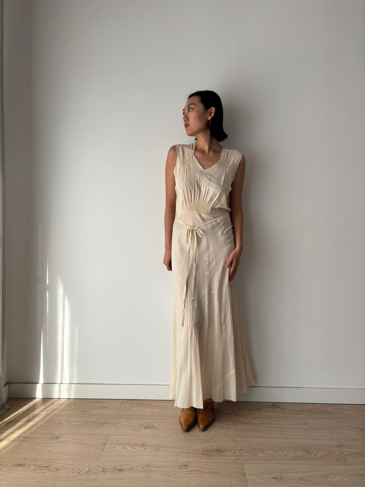 1930s Ivory Silk Chiffon Lace Floral Embroidery Bias Cut Bridal Gown