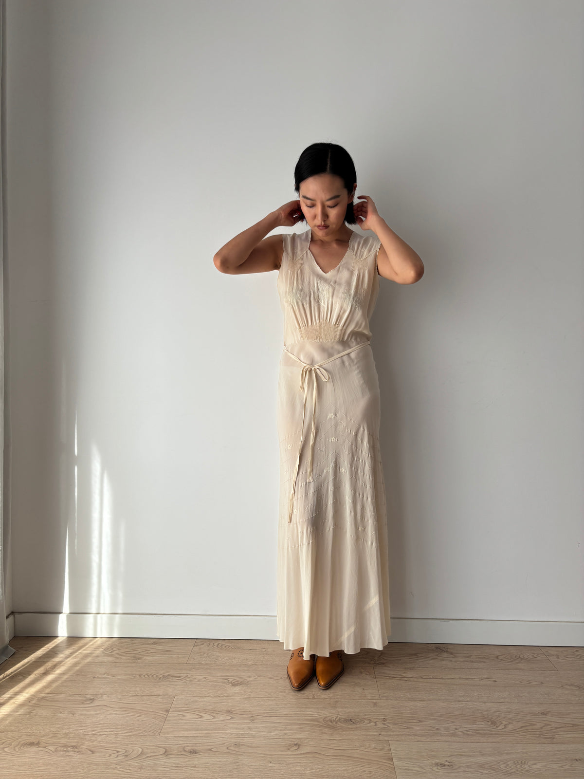 1930s Ivory Silk Chiffon Lace Floral Embroidery Bias Cut Bridal Gown