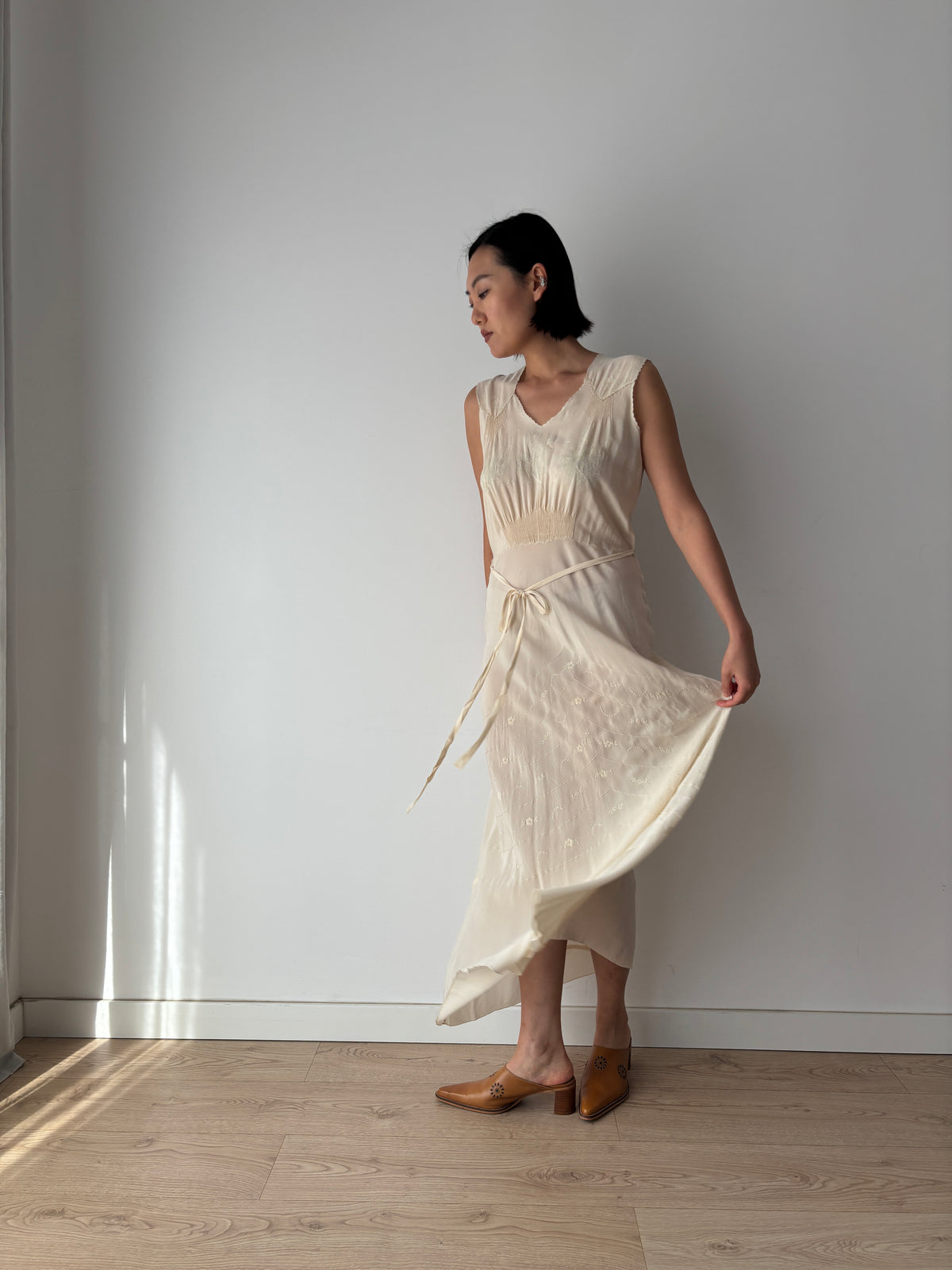 1930s Ivory Silk Chiffon Lace Floral Embroidery Bias Cut Bridal Gown