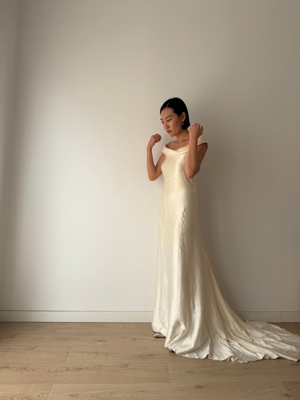 1990s White Silk Bridal Gown, Off-the-Shoulder Pleated Neckline, Pearl Button Back, Long Train Wedding Dress
