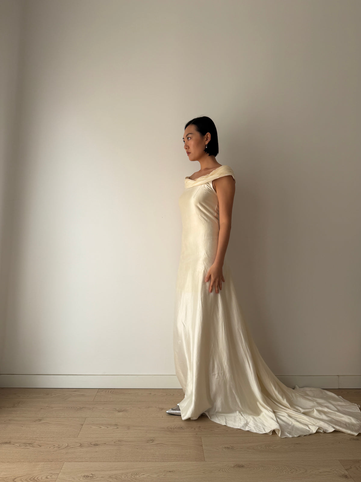 1990s White Silk Bridal Gown, Off-the-Shoulder Pleated Neckline, Pearl Button Back, Long Train Wedding Dress