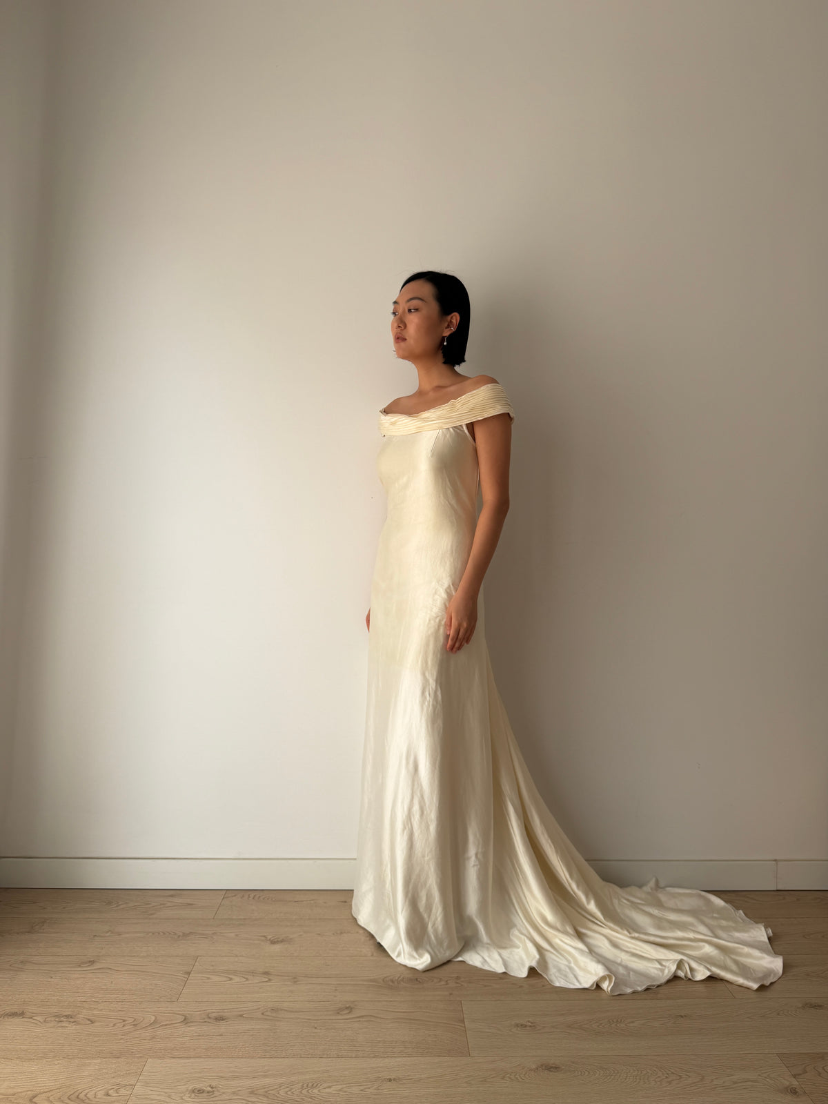 1990s White Silk Bridal Gown, Off-the-Shoulder Pleated Neckline, Pearl Button Back, Long Train Wedding Dress