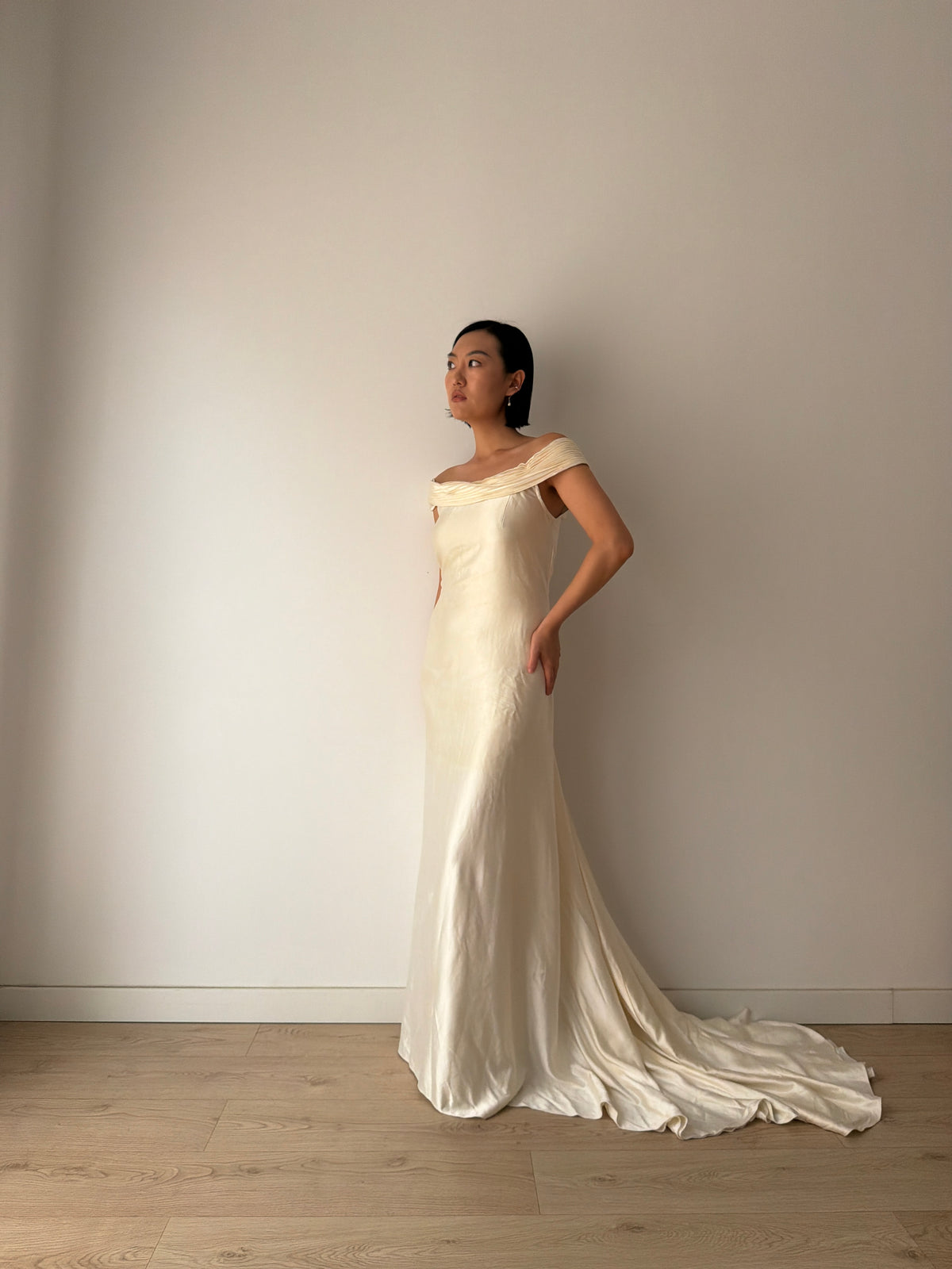 1990s White Silk Bridal Gown, Off-the-Shoulder Pleated Neckline, Pearl Button Back, Long Train Wedding Dress