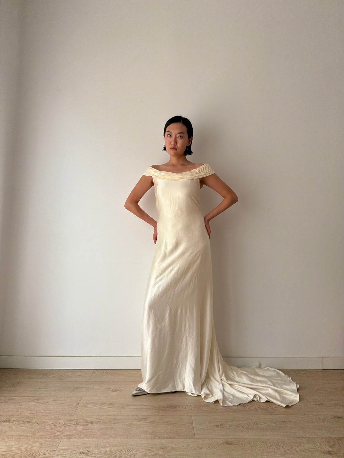 1990s White Silk Bridal Gown, Off-the-Shoulder Pleated Neckline, Pearl Button Back, Long Train Wedding Dress