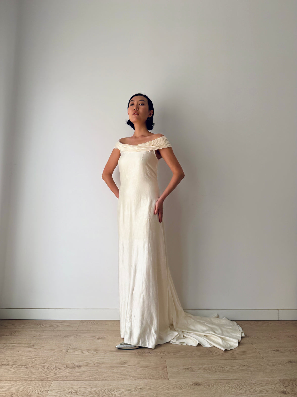 1990s White Silk Bridal Gown, Off-the-Shoulder Pleated Neckline, Pearl Button Back, Long Train Wedding Dress