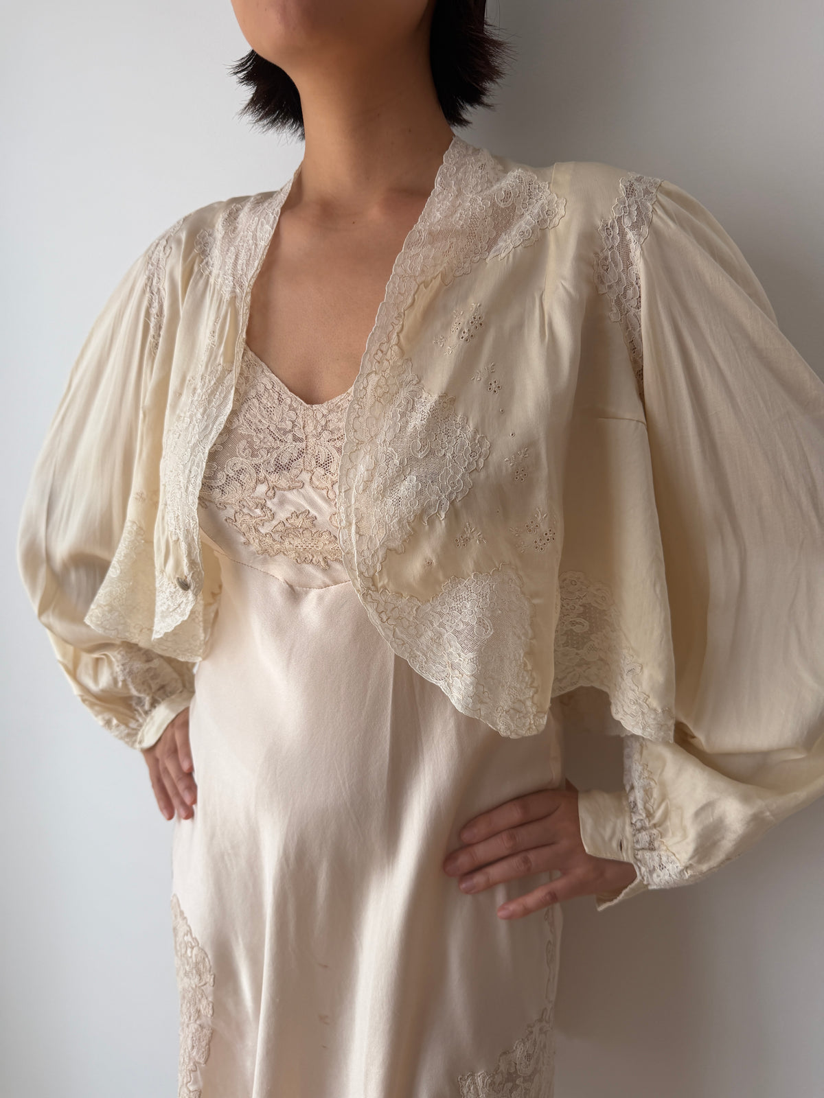 1930s pure silk bed jacket
