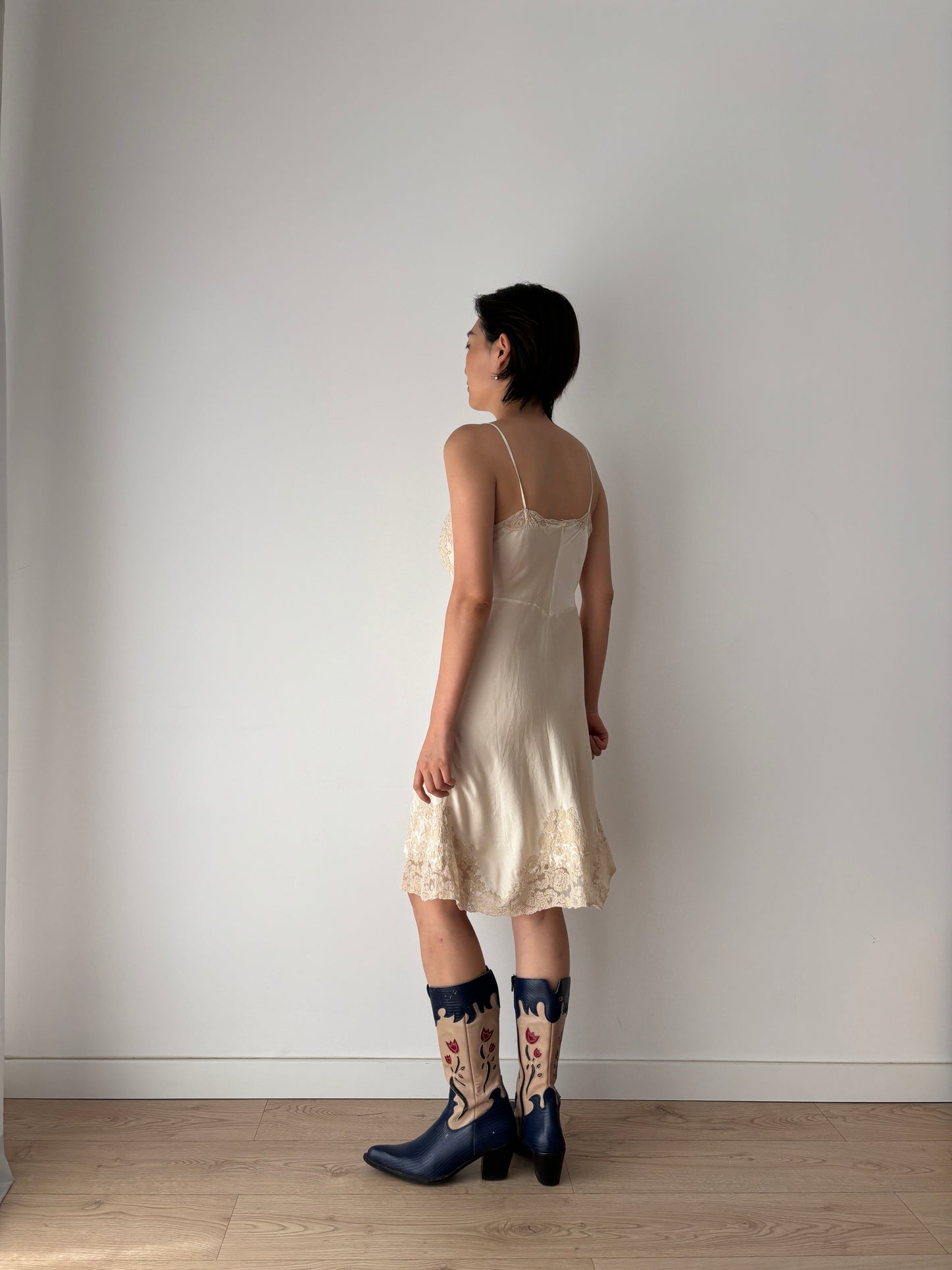 1930s Antique White Beige Rich Lace Liquid Silk Slip dress, Vintage lace mini dress