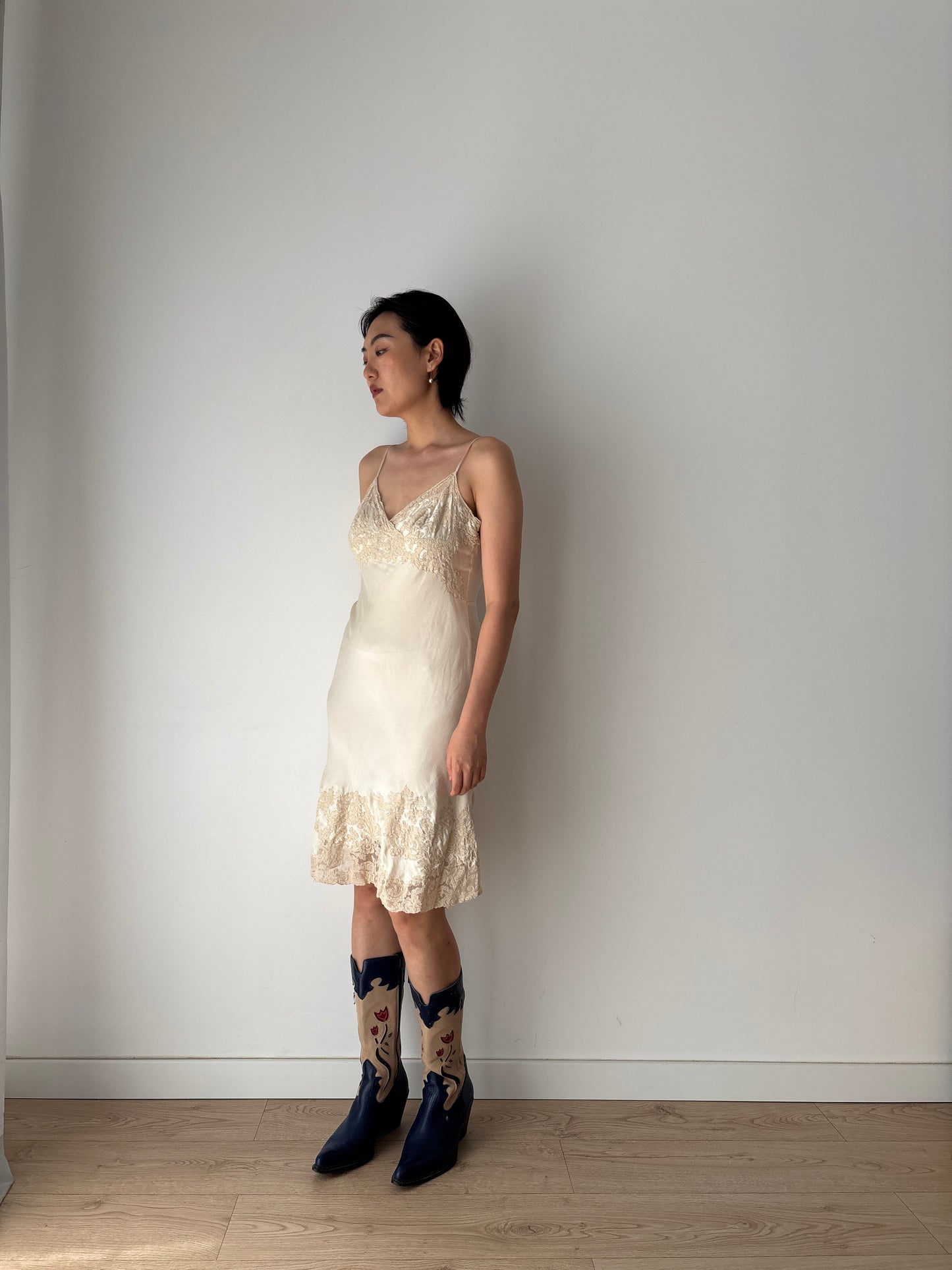 1930s Antique White Beige Rich Lace Liquid Silk Slip dress, Vintage lace mini dress