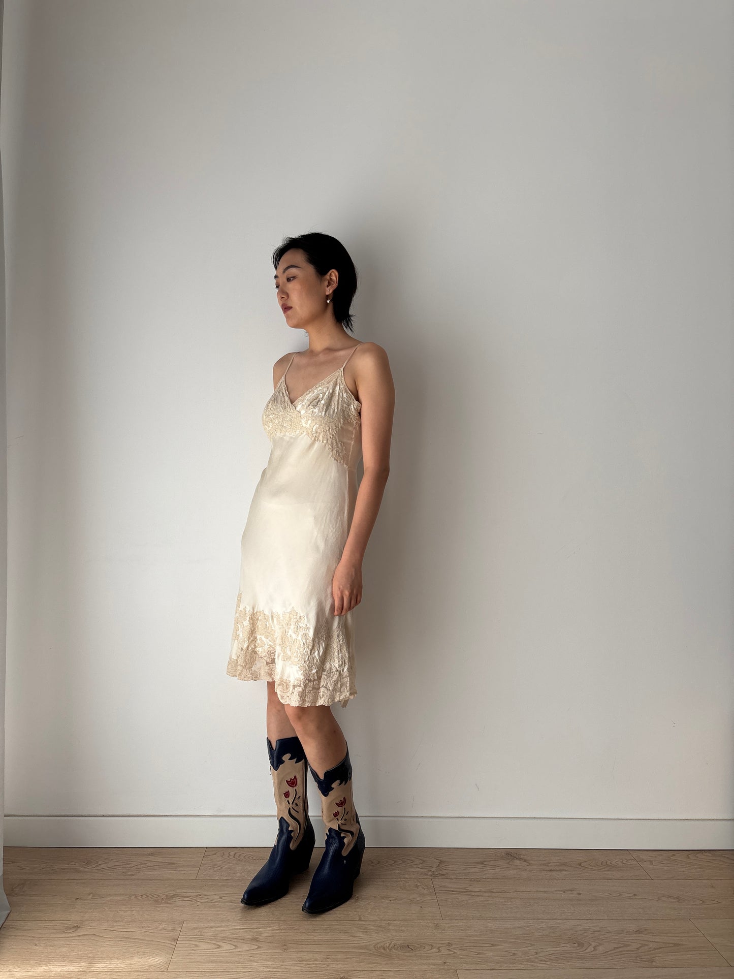 1930s Antique White Beige Rich Lace Liquid Silk Slip dress, Vintage lace mini dress