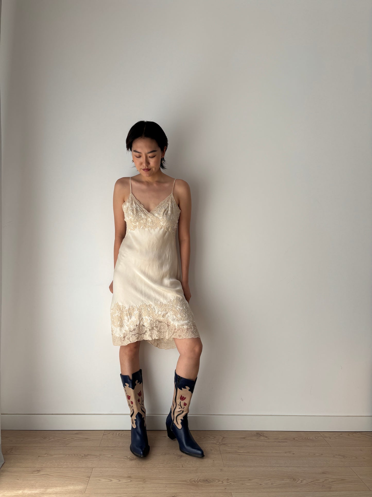 1930s Antique White Beige Rich Lace Liquid Silk Slip dress, Vintage lace mini dress