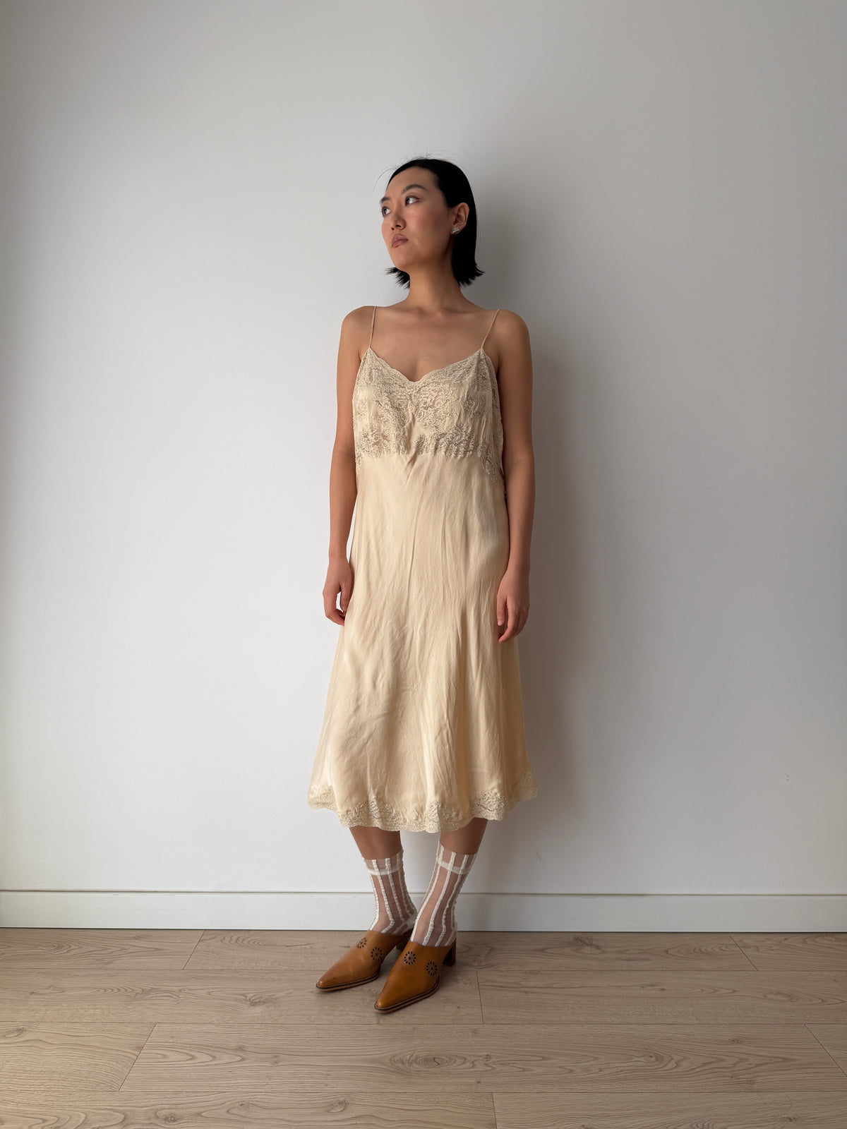 1930s Beige Silk Lace Slip Dress, Romantic Floral Antique Embroidered Appliqué Dress
