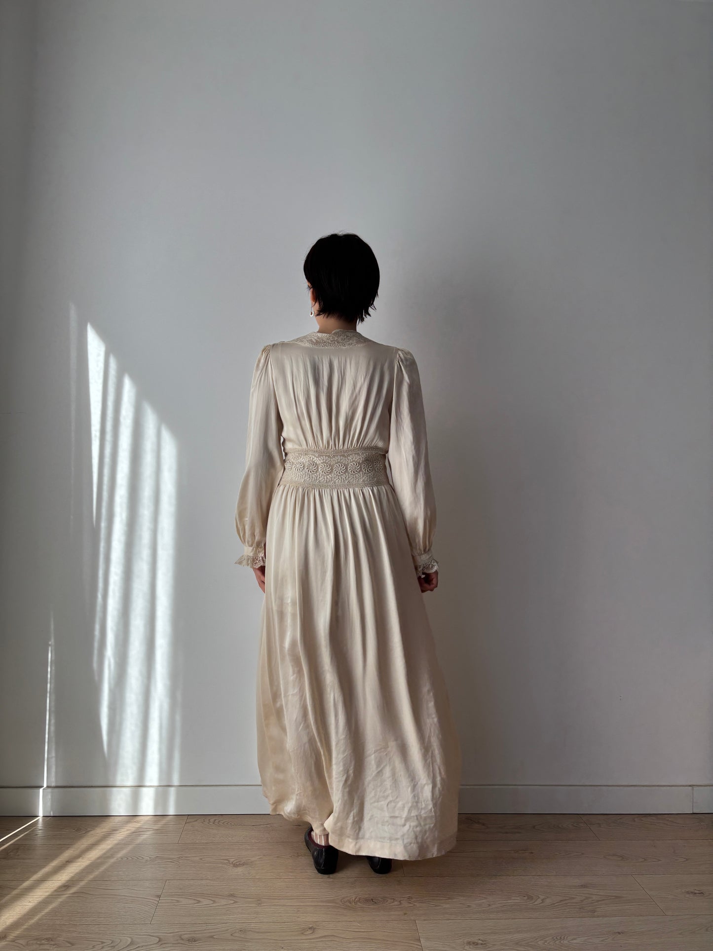 1930s French Lace Negligee: Silk & Lace Bridal Robe