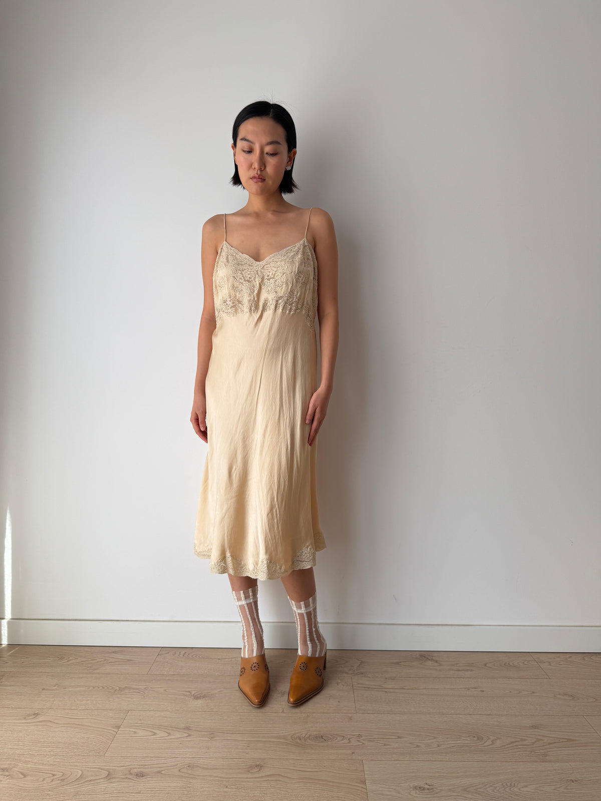 1930s Beige Silk Lace Slip Dress, Romantic Floral Antique Embroidered Appliqué Dress