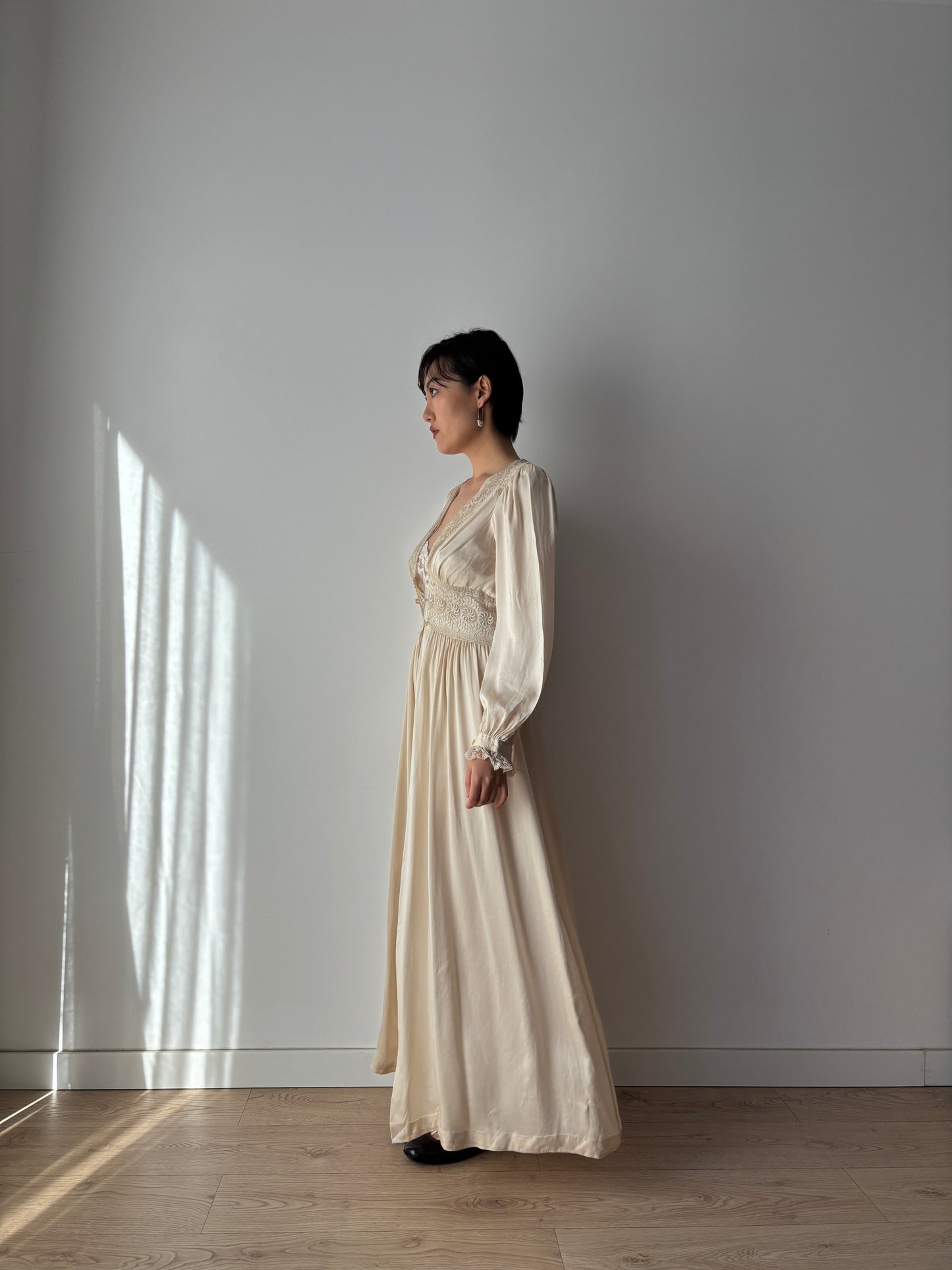 1930s French Lace Negligee: Silk & Lace Bridal Robe