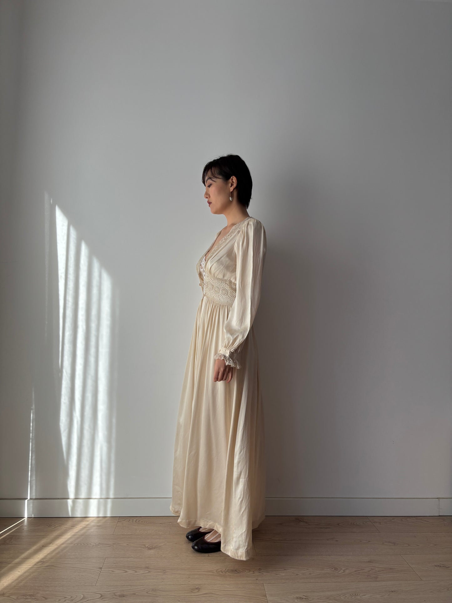 1930s French Lace Negligee: Silk & Lace Bridal Robe