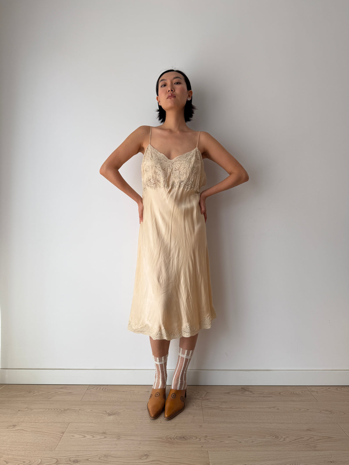 1930s Beige Silk Lace Slip Dress, Romantic Floral Antique Embroidered Appliqué Dress
