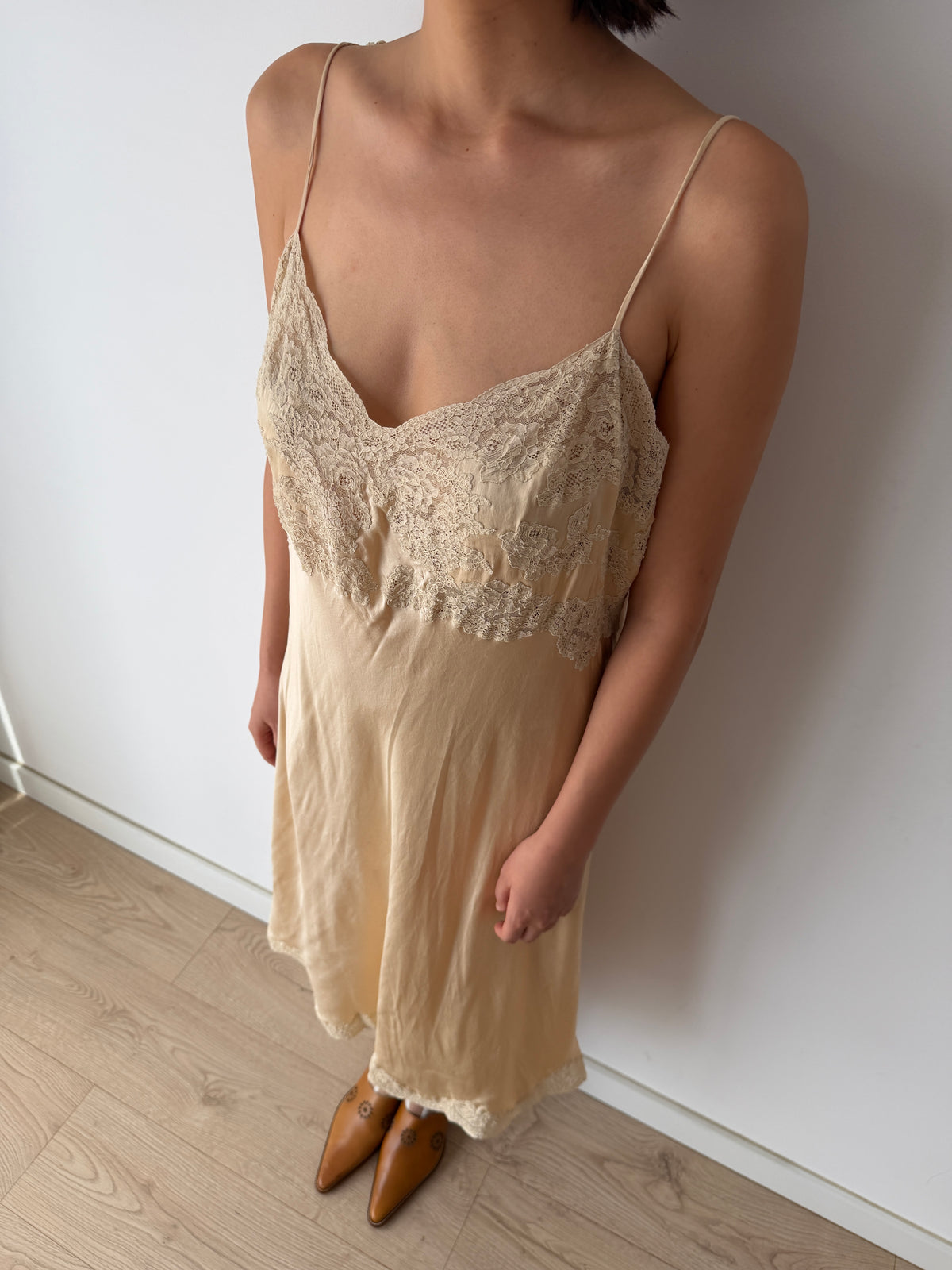 1930s Beige Silk Lace Slip Dress, Romantic Floral Antique Embroidered Appliqué Dress