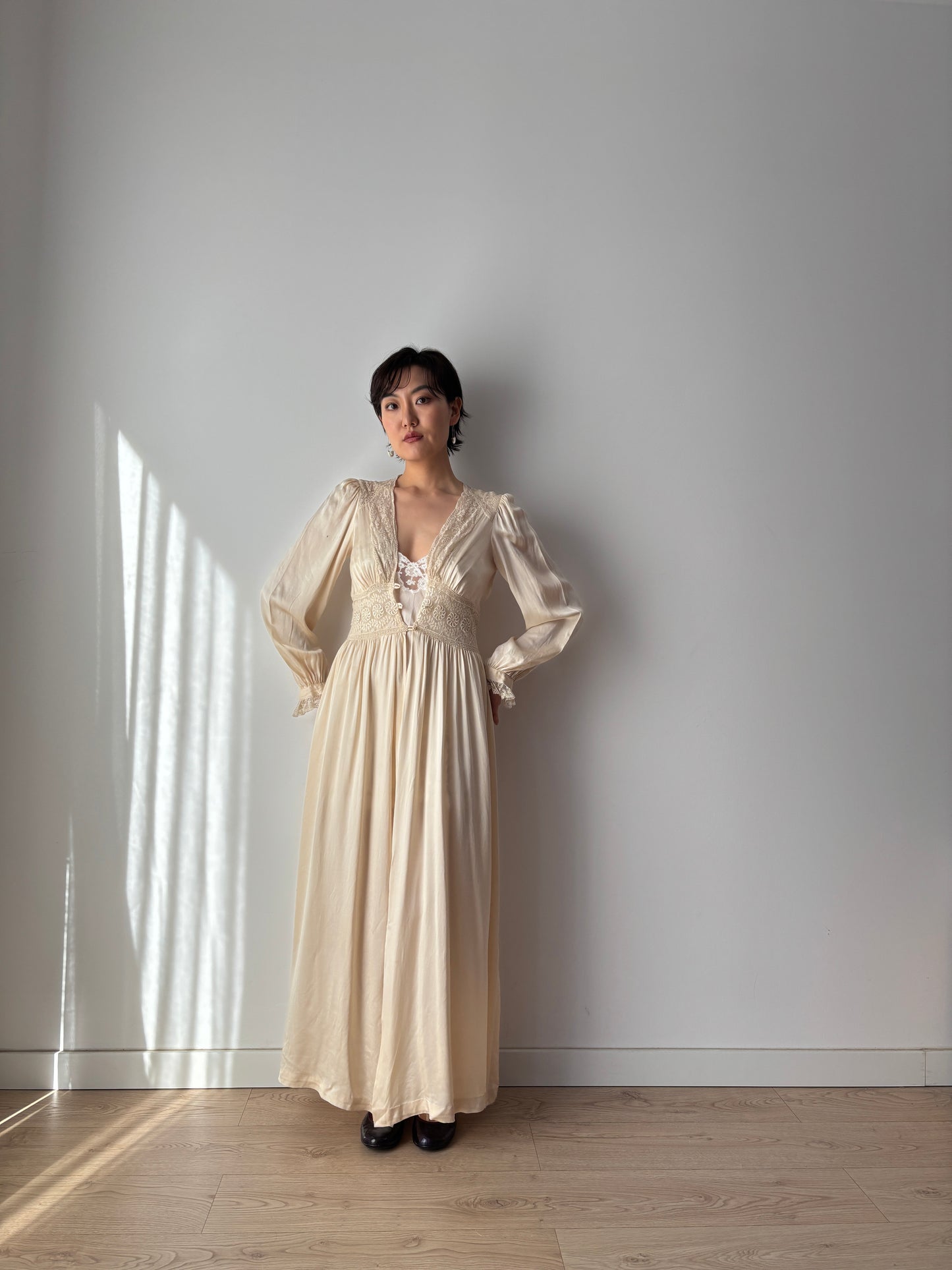 1930s French Lace Negligee: Silk & Lace Bridal Robe