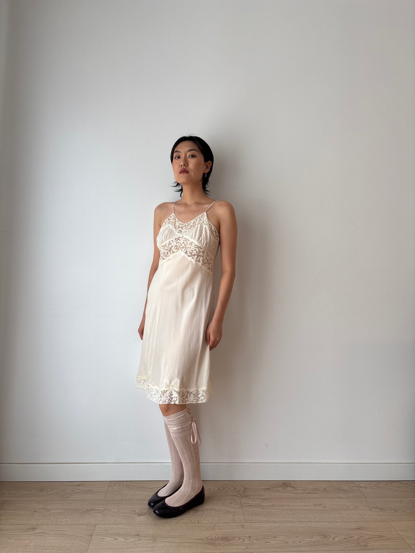 1920s Antique Bow Embroidery White Lace Liquid Pure Silk Slip dress,