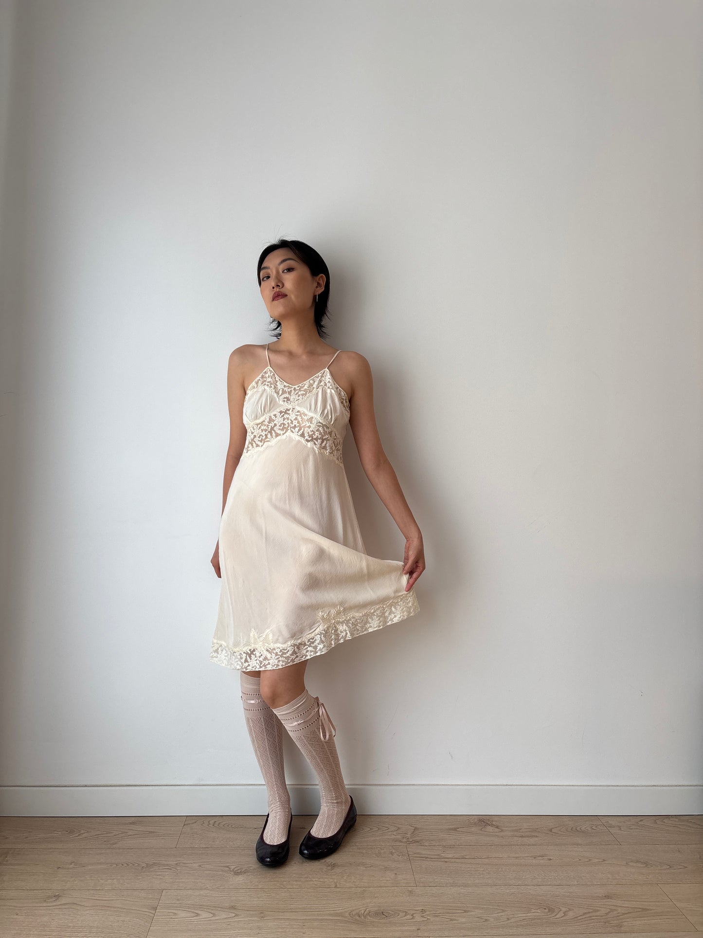 1920s Antique Bow Embroidery White Lace Liquid Pure Silk Slip dress,