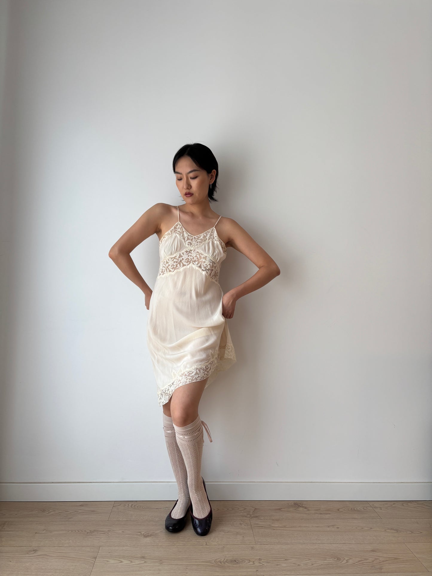 1920s Antique Bow Embroidery White Lace Liquid Pure Silk Slip dress,