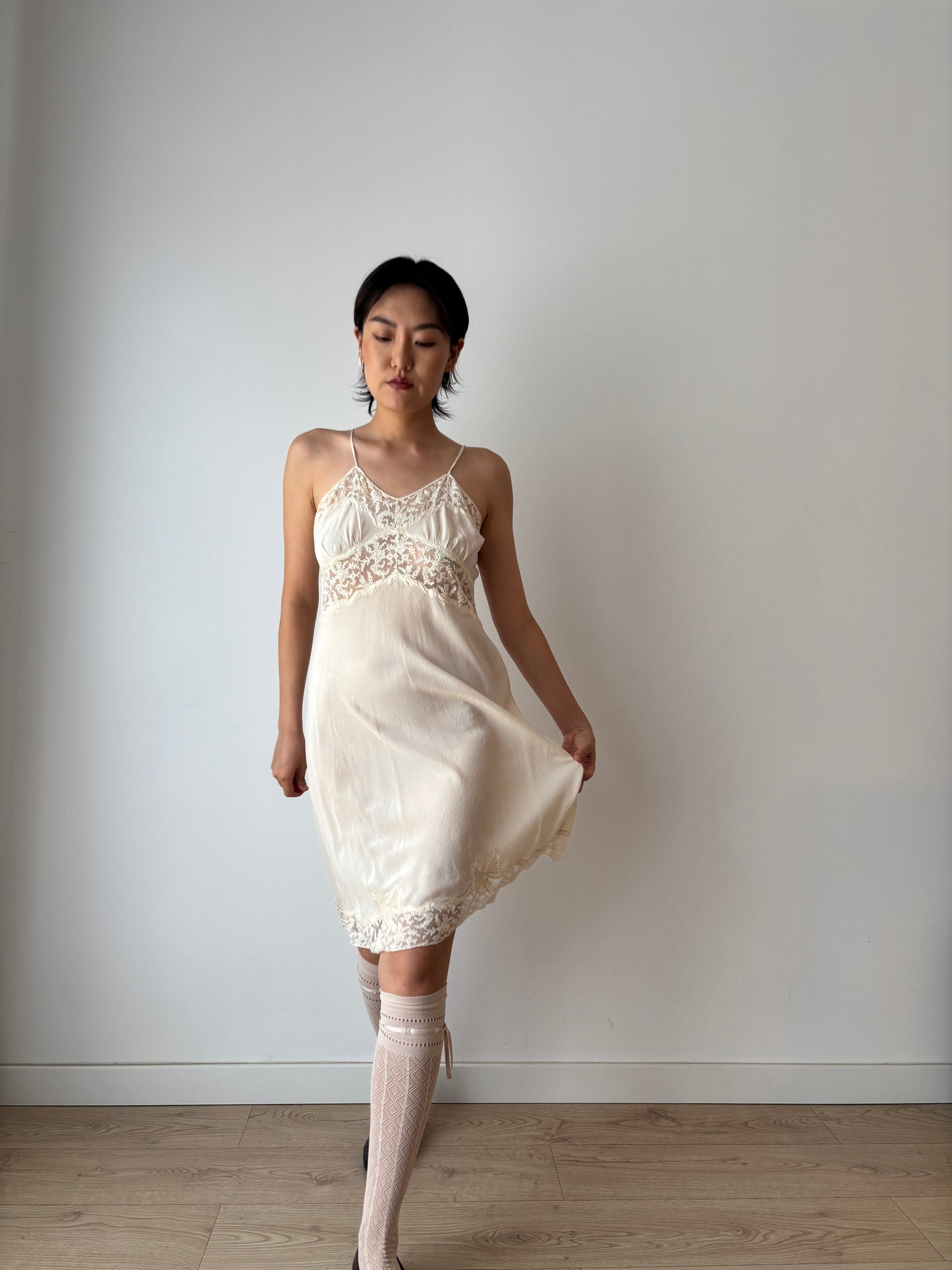 1920s Antique Bow Embroidery White Lace Liquid Pure Silk Slip dress,