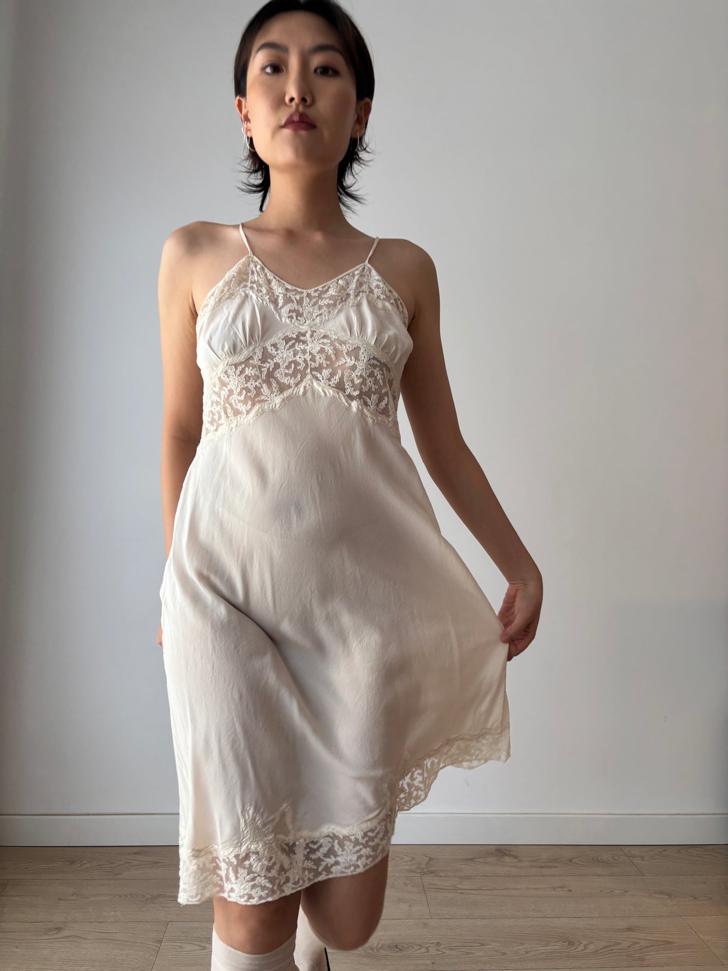 1920s Antique Bow Embroidery White Lace Liquid Pure Silk Slip dress,