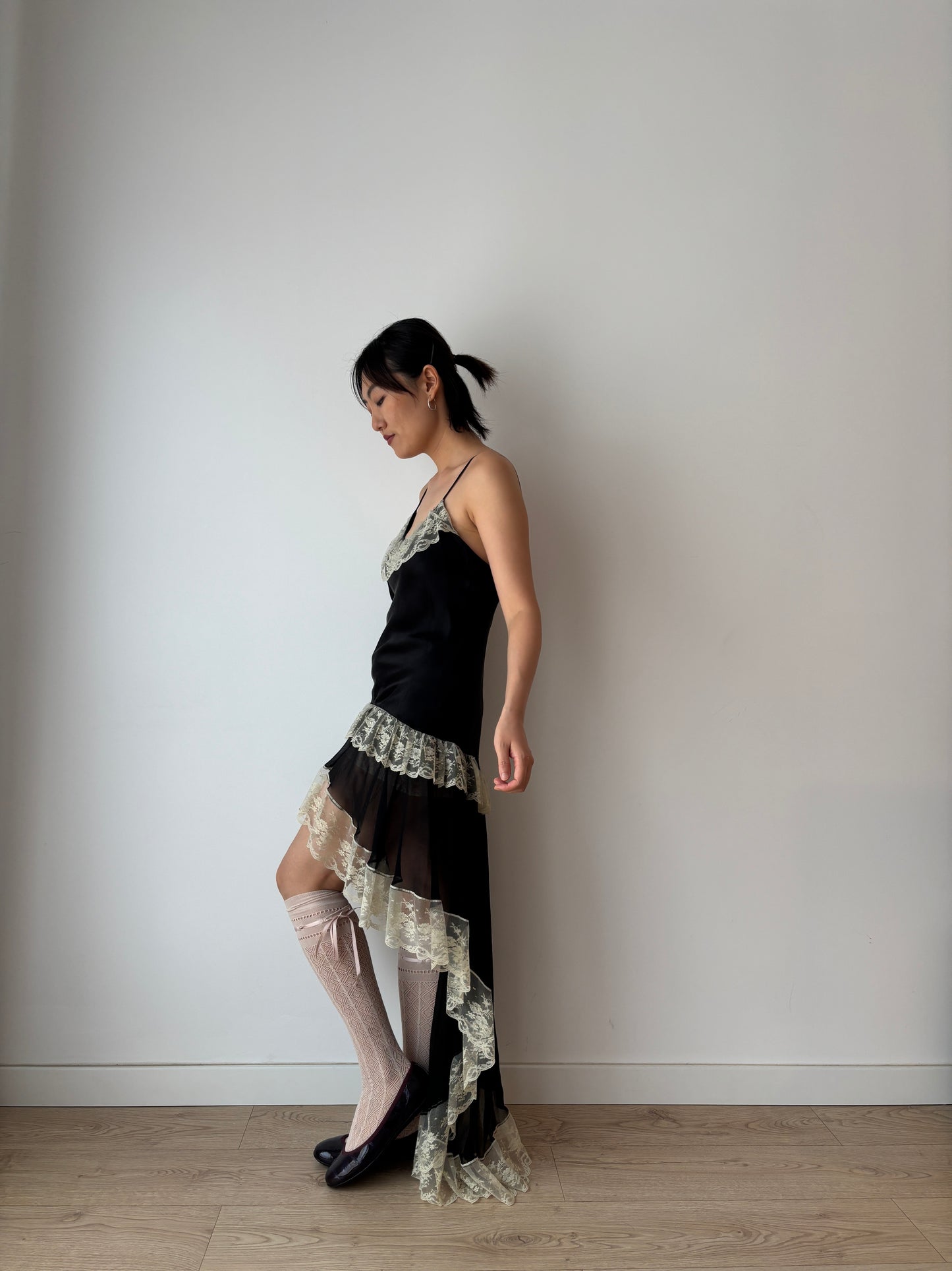 Vintage 90s Chic Y2K black liquid satin pure silk rich lace art deco style nightgown maxi slip dress